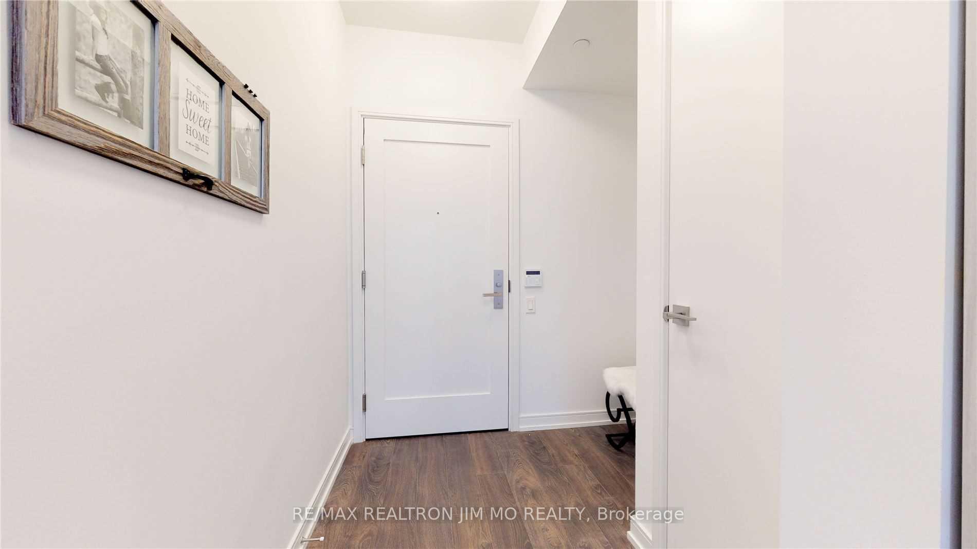 Photo 8 of Unit 706, 28 Wellesley Street E, Toronto, Church-Yonge Corridor — HOMEH