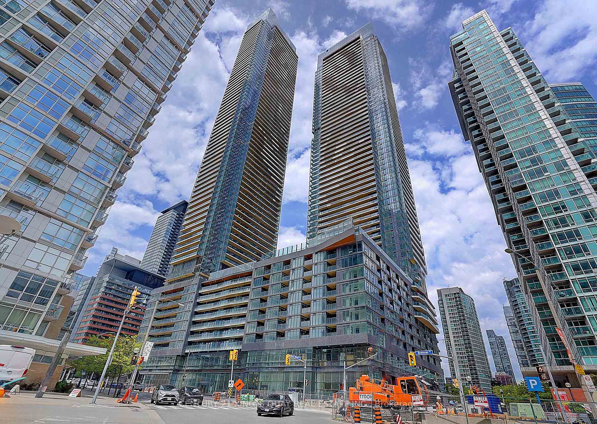 Front of Unit 332, 3 Concord cityplace Way
