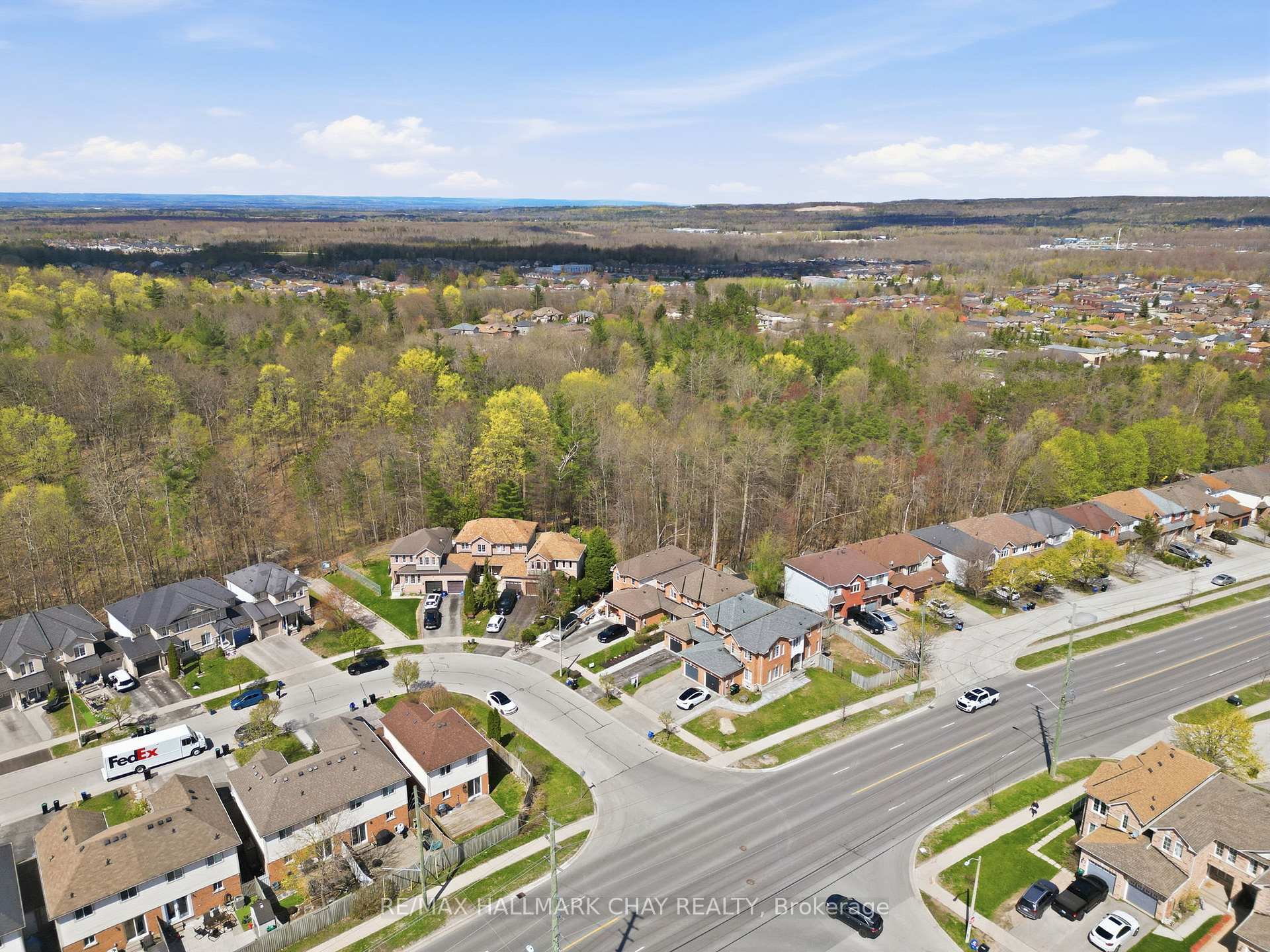 Photo 58 of 4 Hawthorne Crescent, Barrie, Ardagh — HOMEH