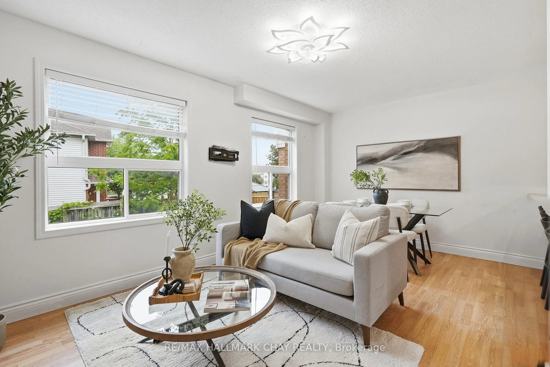 Photo 18 of 4 Hawthorne Crescent, Barrie, Ardagh — HOMEH