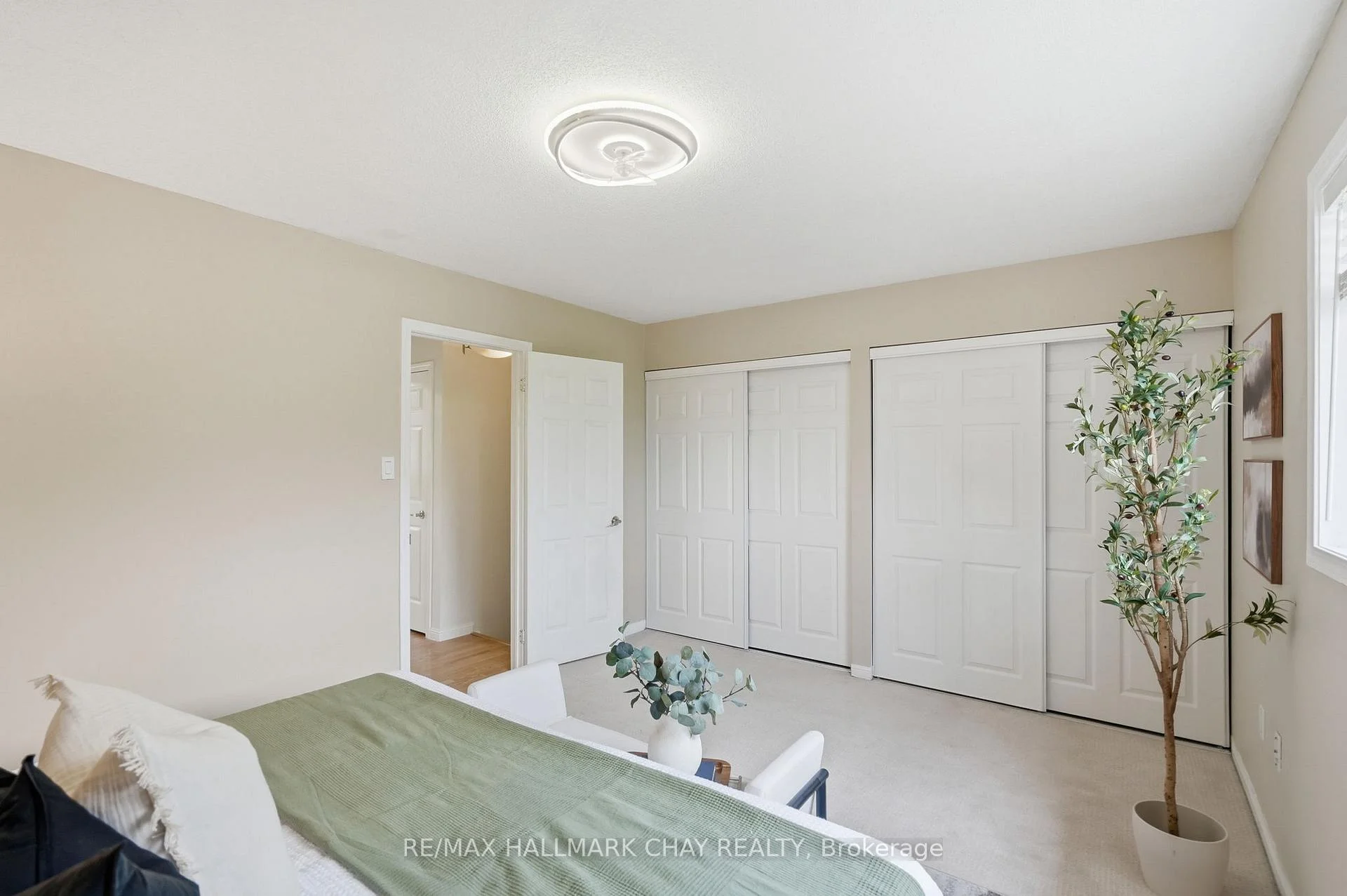 Photo 38 of 4 Hawthorne Crescent, Barrie, Ardagh — HOMEH