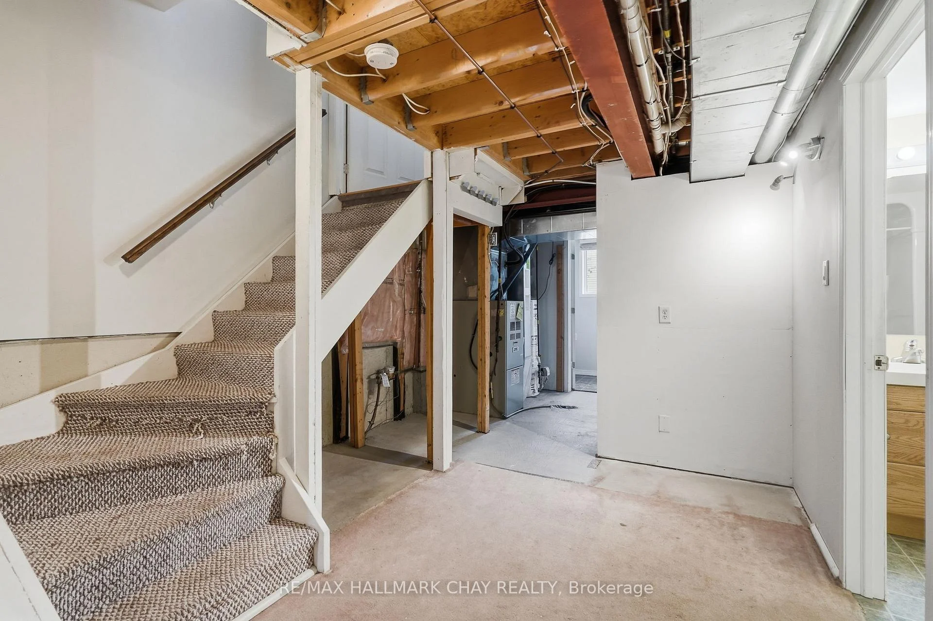 Photo 47 of 4 Hawthorne Crescent, Barrie, Ardagh — HOMEH