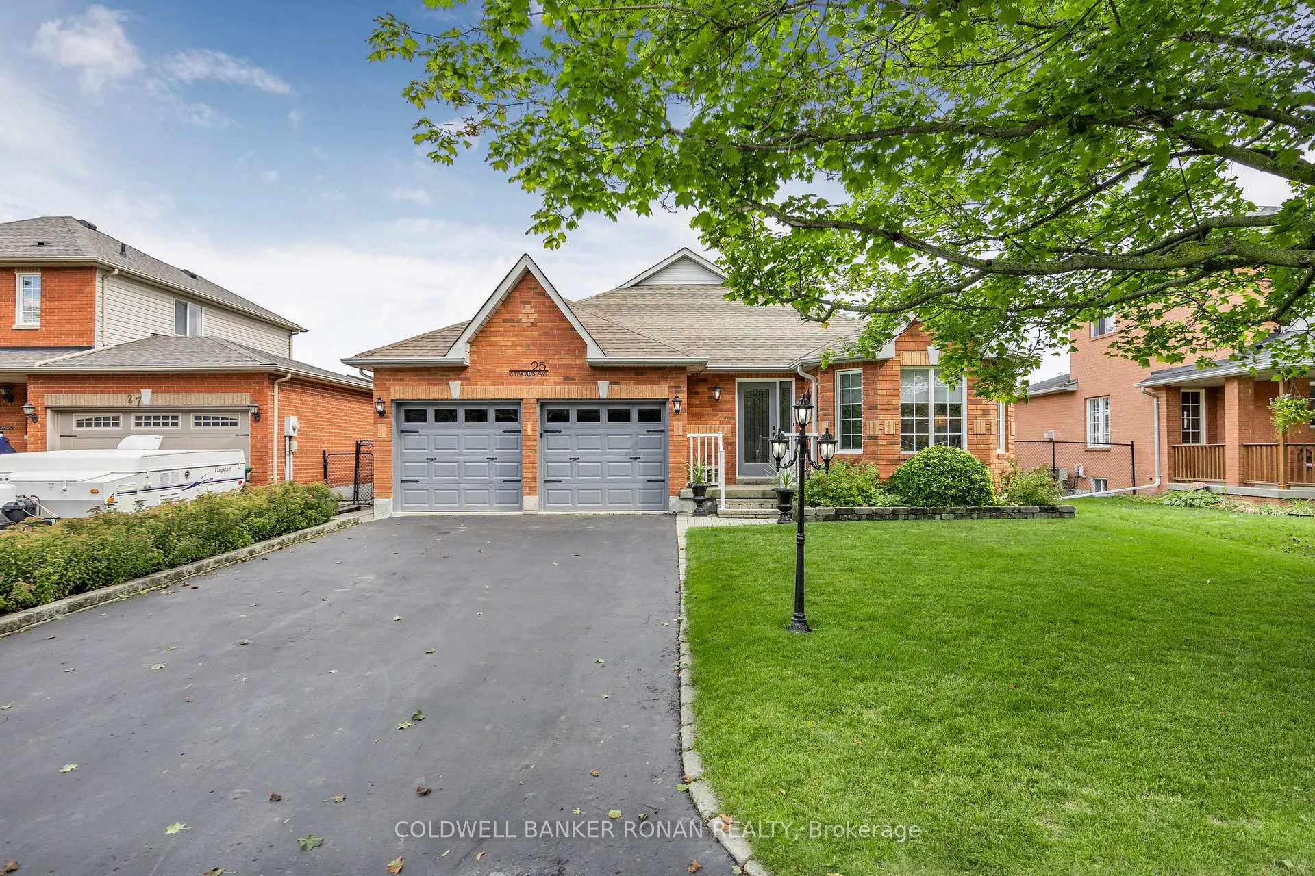 Photo 1 of 25 Reynolds Avenue, New Tecumseth, Beeton — HOMEH