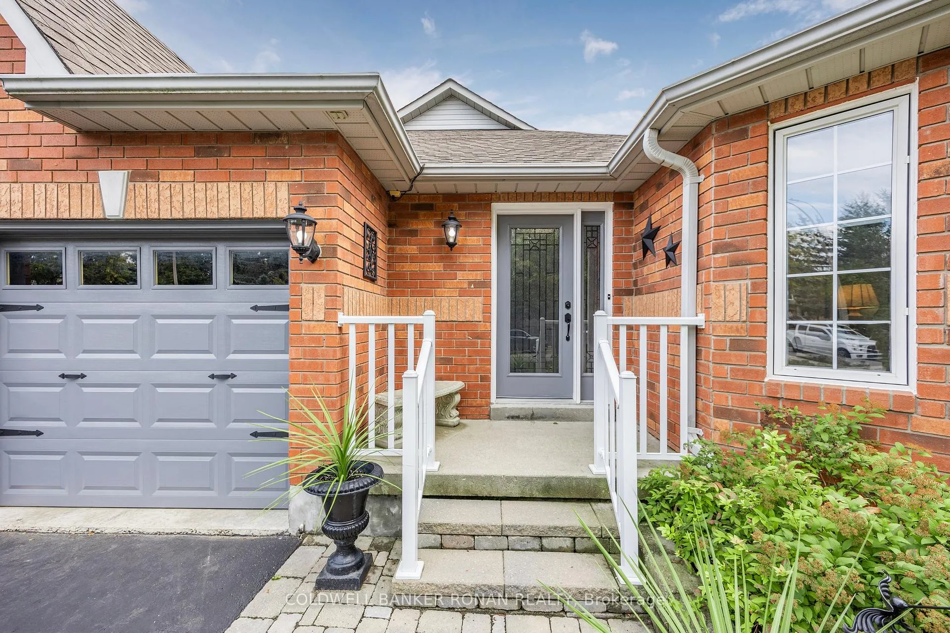 Photo 4 of 25 Reynolds Avenue, New Tecumseth, Beeton — HOMEH