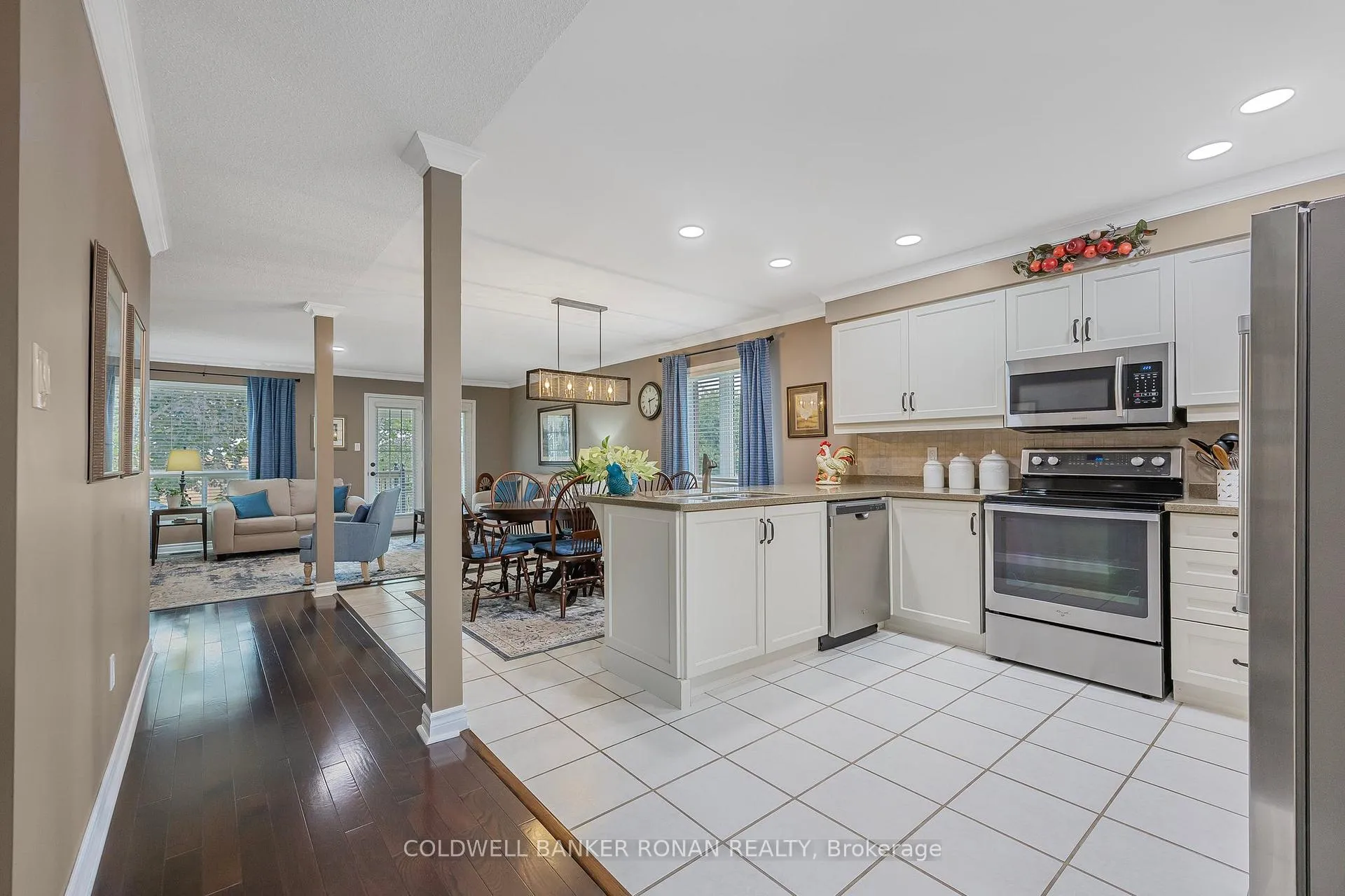 Photo 8 of 25 Reynolds Avenue, New Tecumseth, Beeton — HOMEH