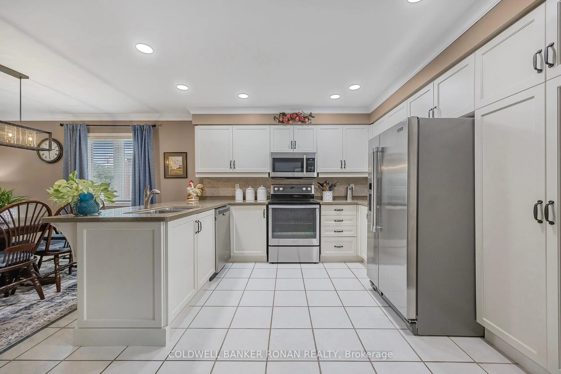 Photo 9 of 25 Reynolds Avenue, New Tecumseth, Beeton — HOMEH