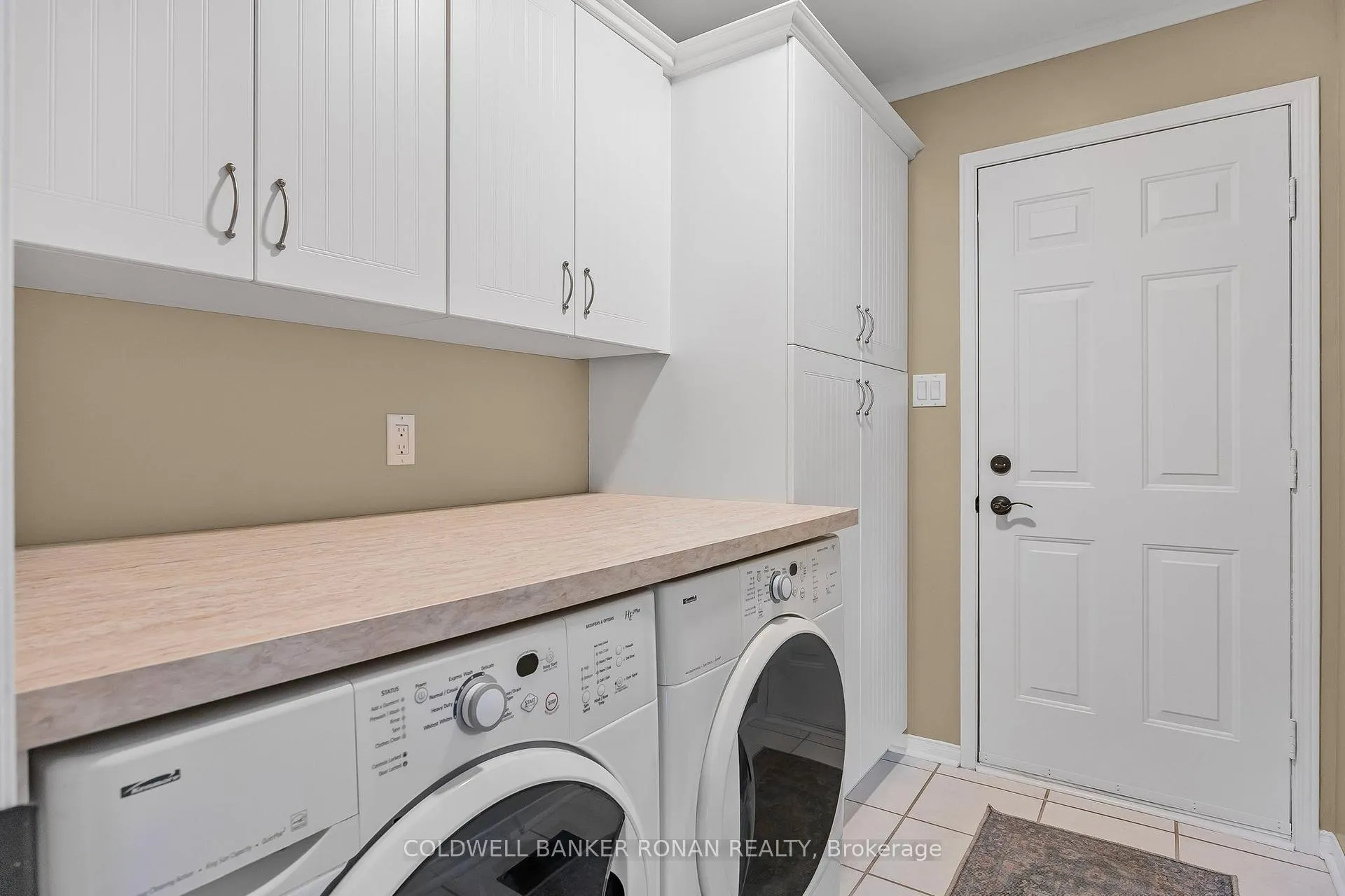 Photo 19 of 25 Reynolds Avenue, New Tecumseth, Beeton — HOMEH