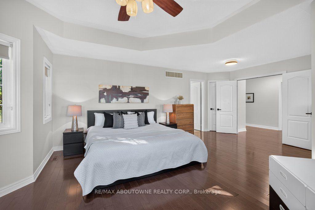 Photo 24 of 2201 Lapsley Crescent, Oakville, Westmount — HOMEH