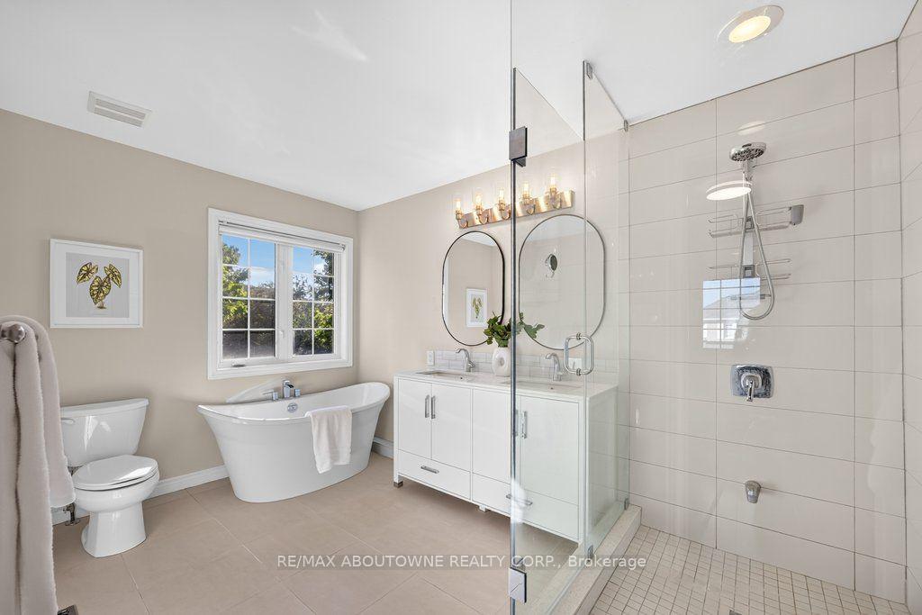 Photo 25 of 2201 Lapsley Crescent, Oakville, Westmount — HOMEH