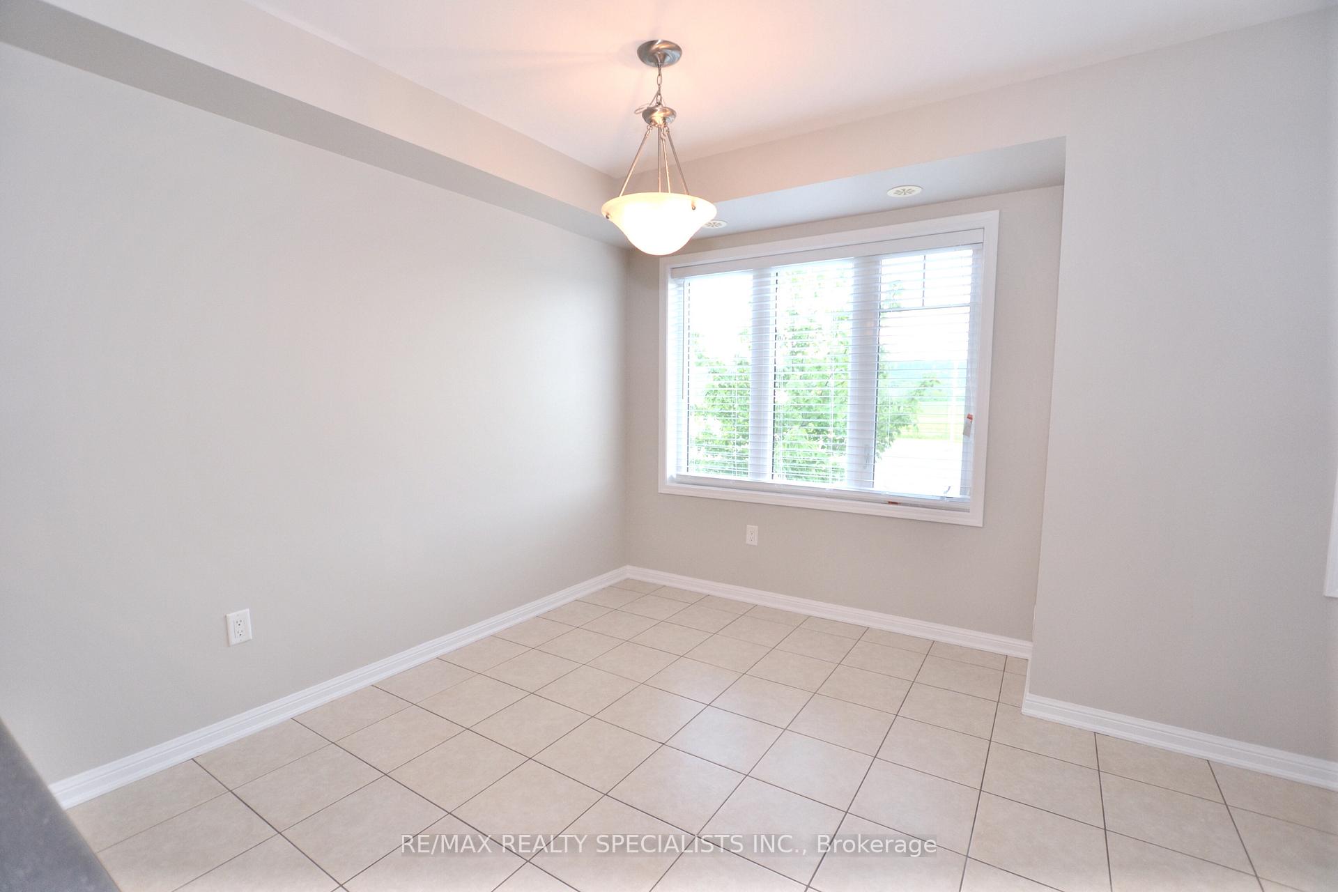 Photo 4 of Unit 9, 6020 Derry Road, Milton, Scott — HOMEH