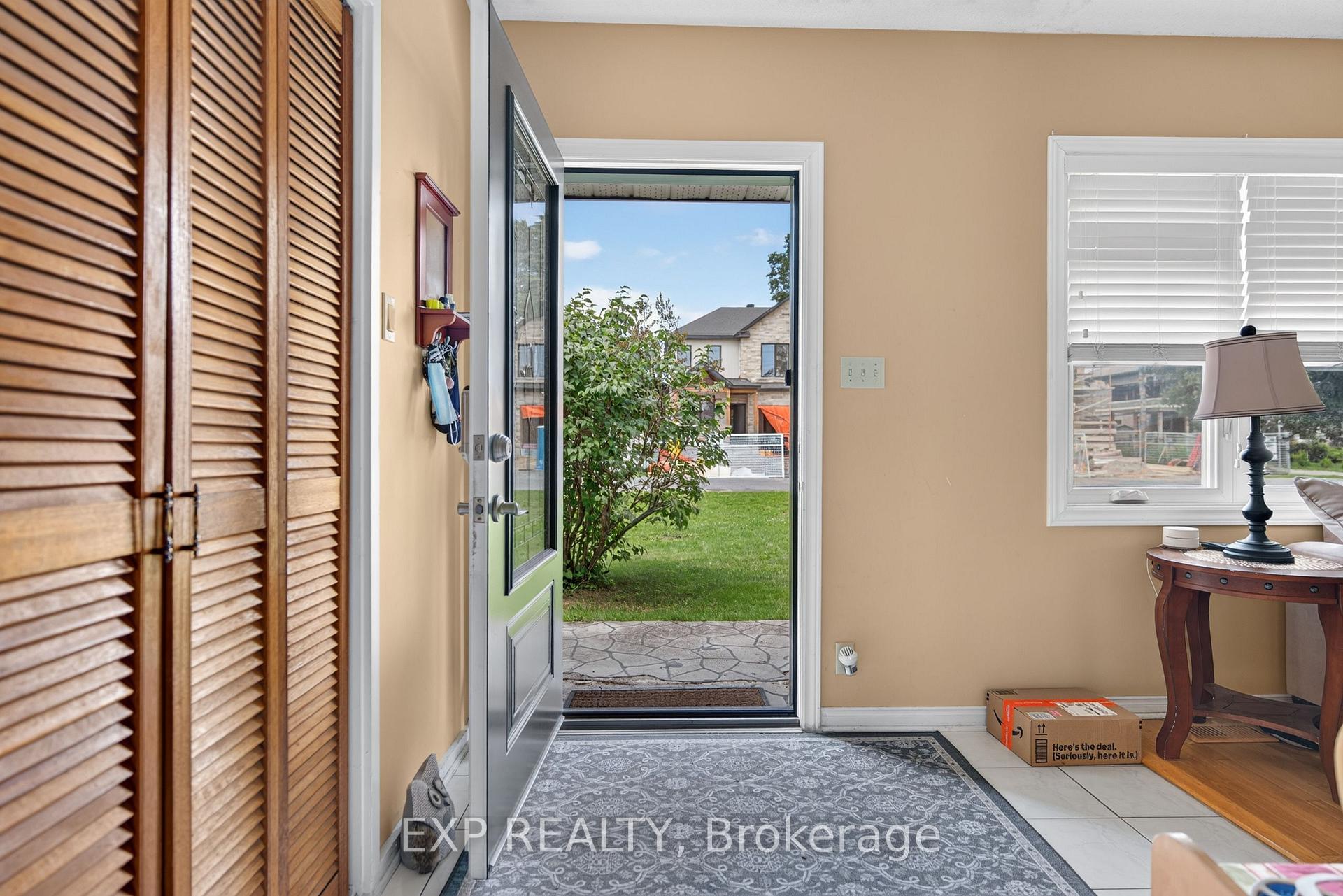 Photo 3 of 1340 Mory Street, Ottawa, Emerald Woods/Sawmill Creek — HOMEH