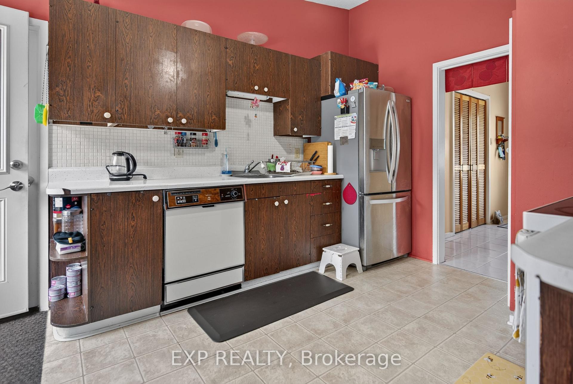 Photo 11 of 1340 Mory Street, Ottawa, Emerald Woods/Sawmill Creek — HOMEH