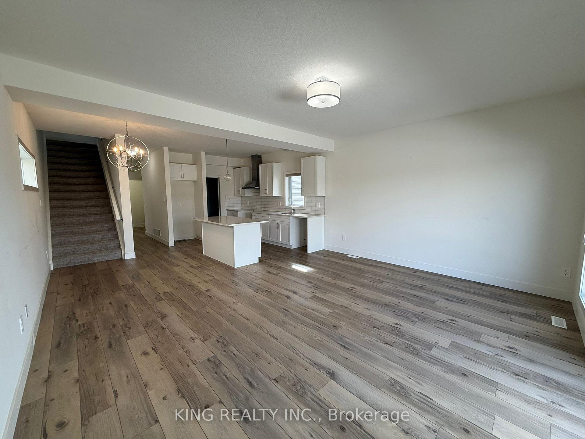 Photo 15 of Unit UPPER, 1612 Capri Crescent, London, North S — HOMEH