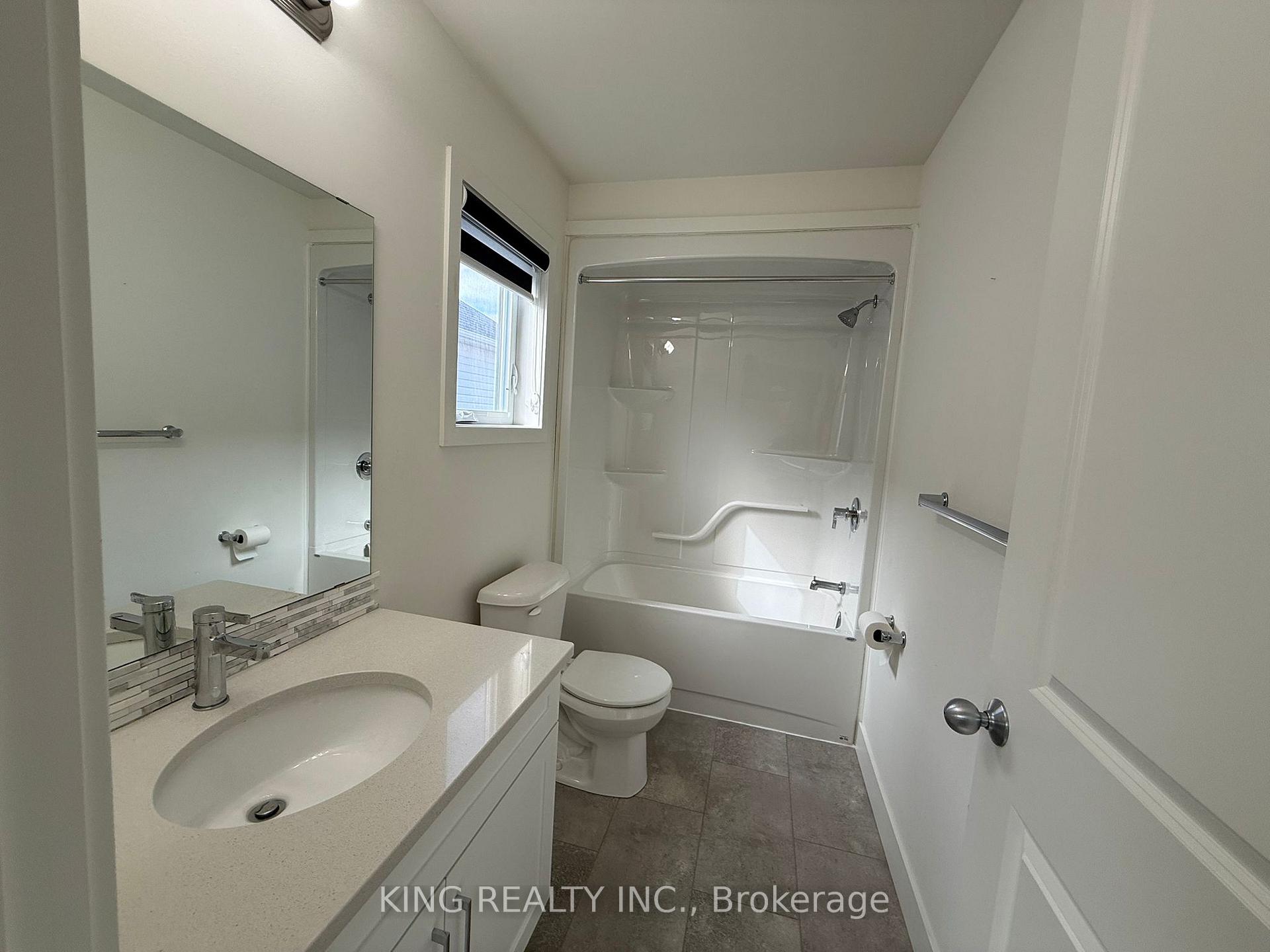 Photo 16 of Unit UPPER, 1612 Capri Crescent, London, North S — HOMEH