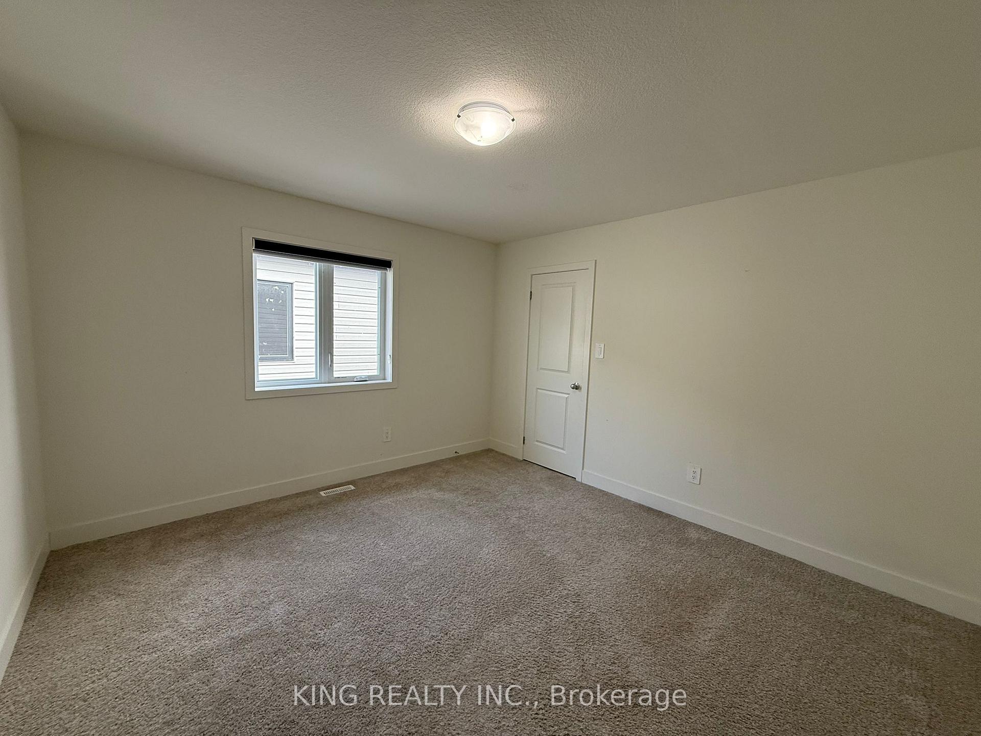 Photo 18 of Unit UPPER, 1612 Capri Crescent, London, North S — HOMEH