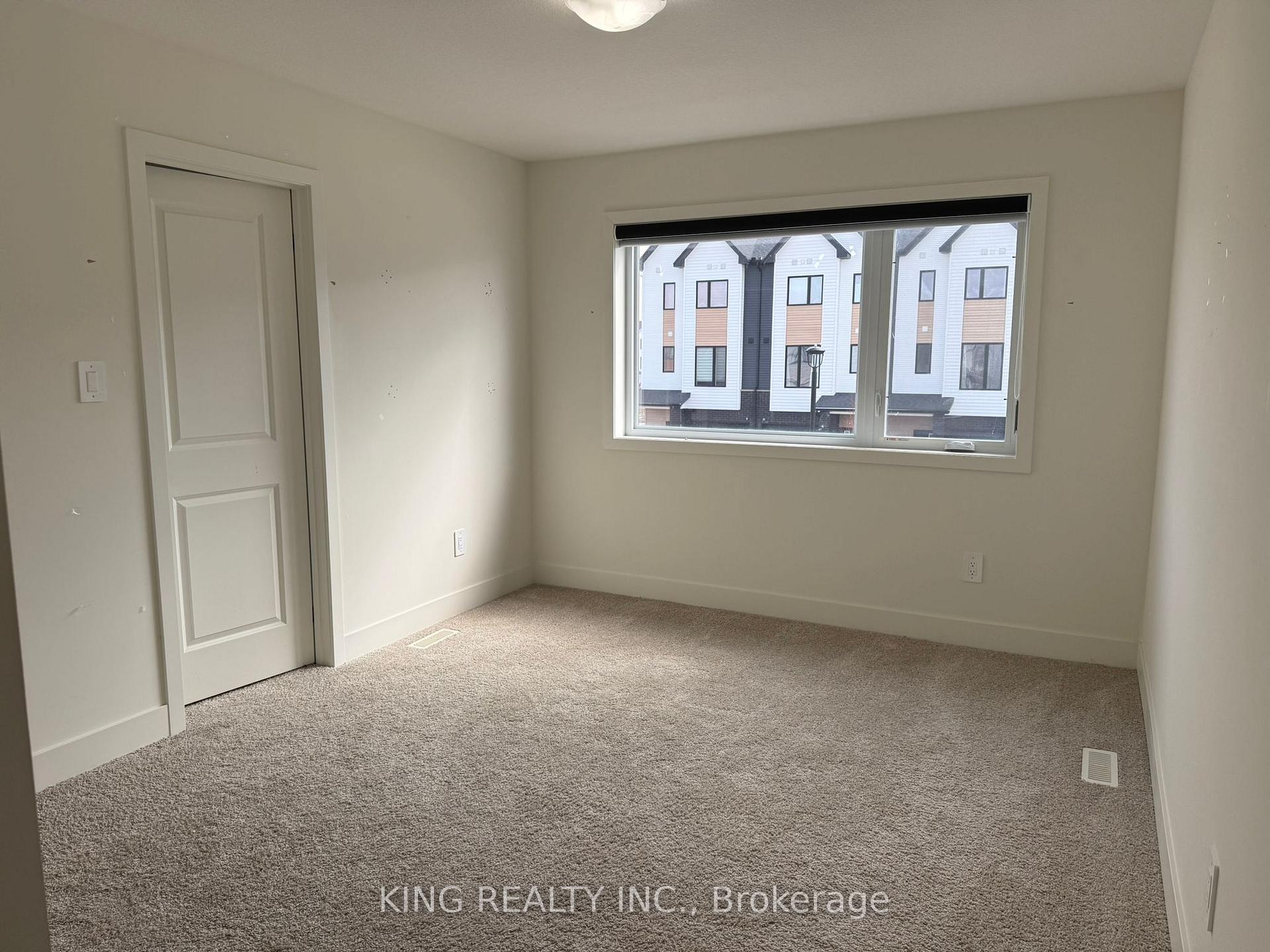 Photo 19 of Unit UPPER, 1612 Capri Crescent, London, North S — HOMEH