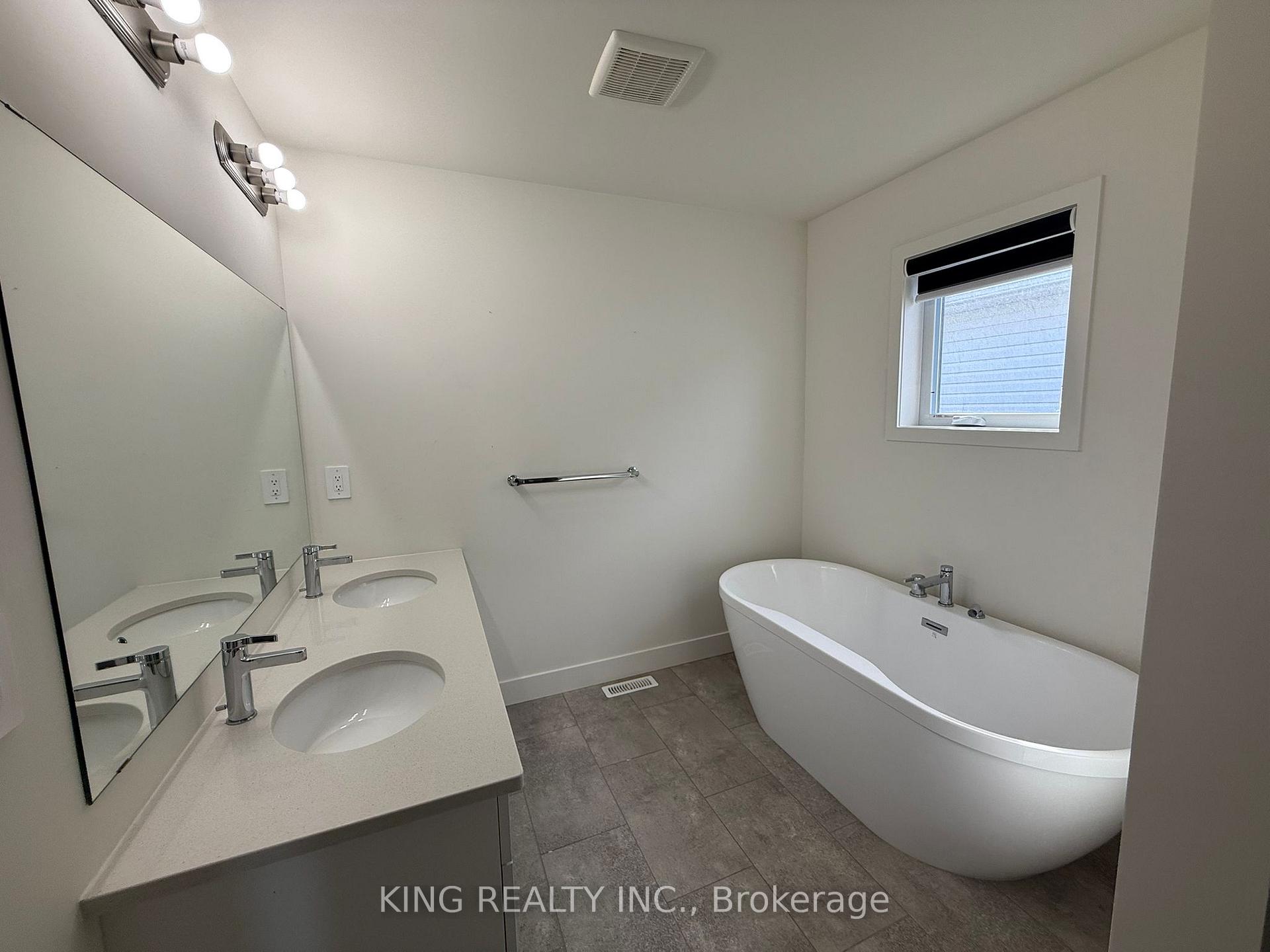 Photo 20 of Unit UPPER, 1612 Capri Crescent, London, North S — HOMEH