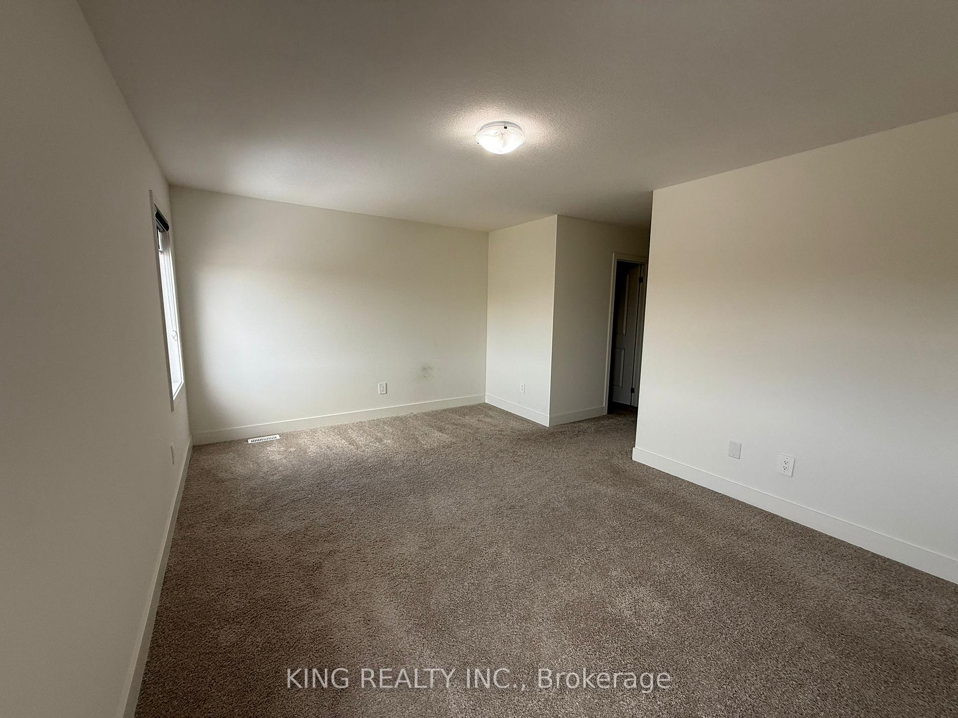 Photo 25 of Unit UPPER, 1612 Capri Crescent, London, North S — HOMEH