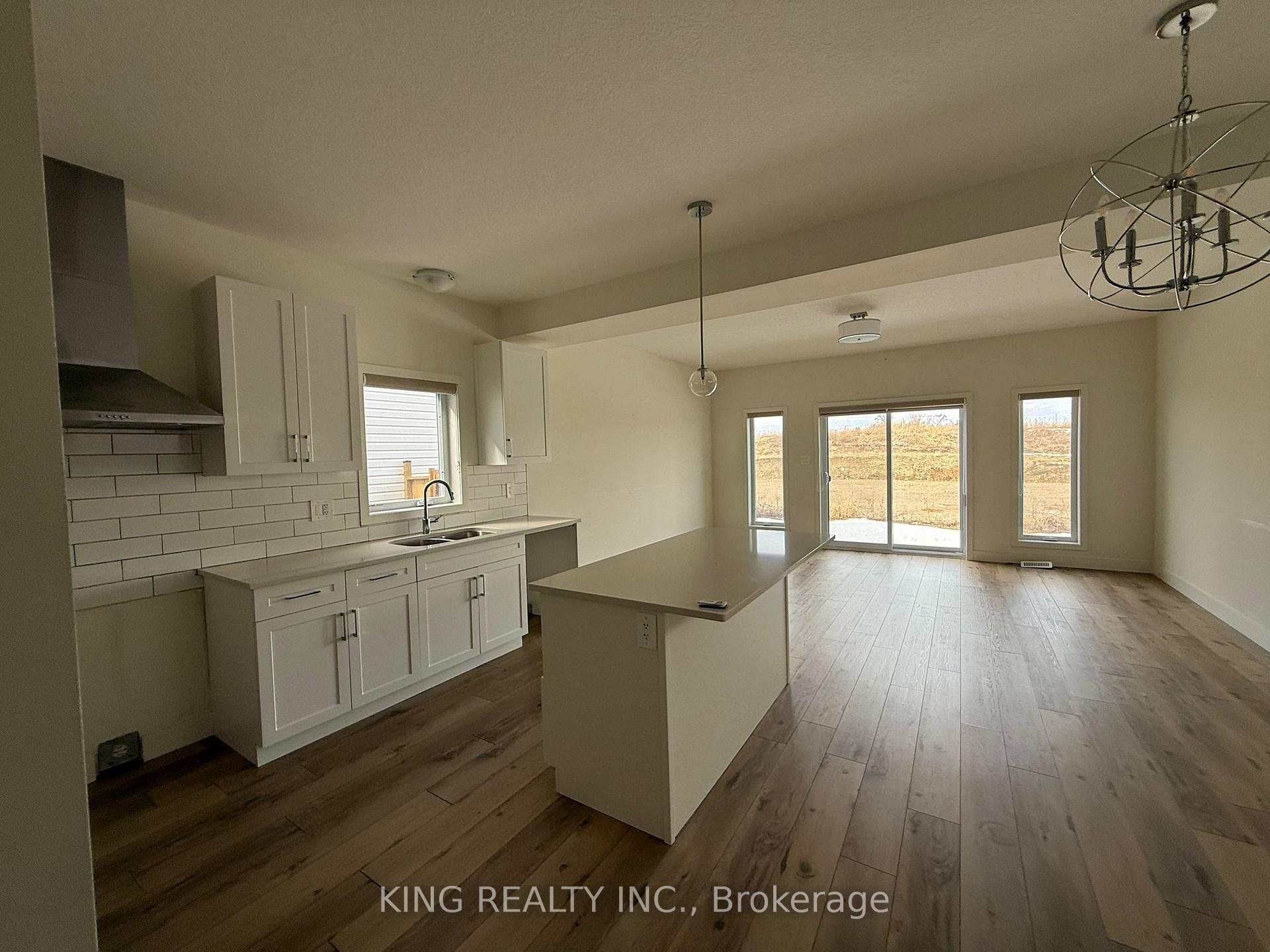 Photo 26 of Unit UPPER, 1612 Capri Crescent, London, North S — HOMEH