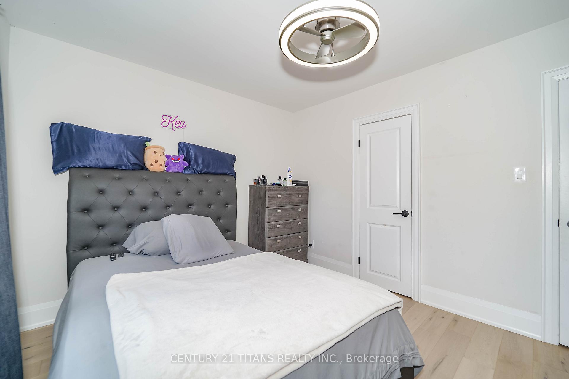 Photo 28 of 42 Pixley Crescent, Scarborough, West Hill — HOMEH