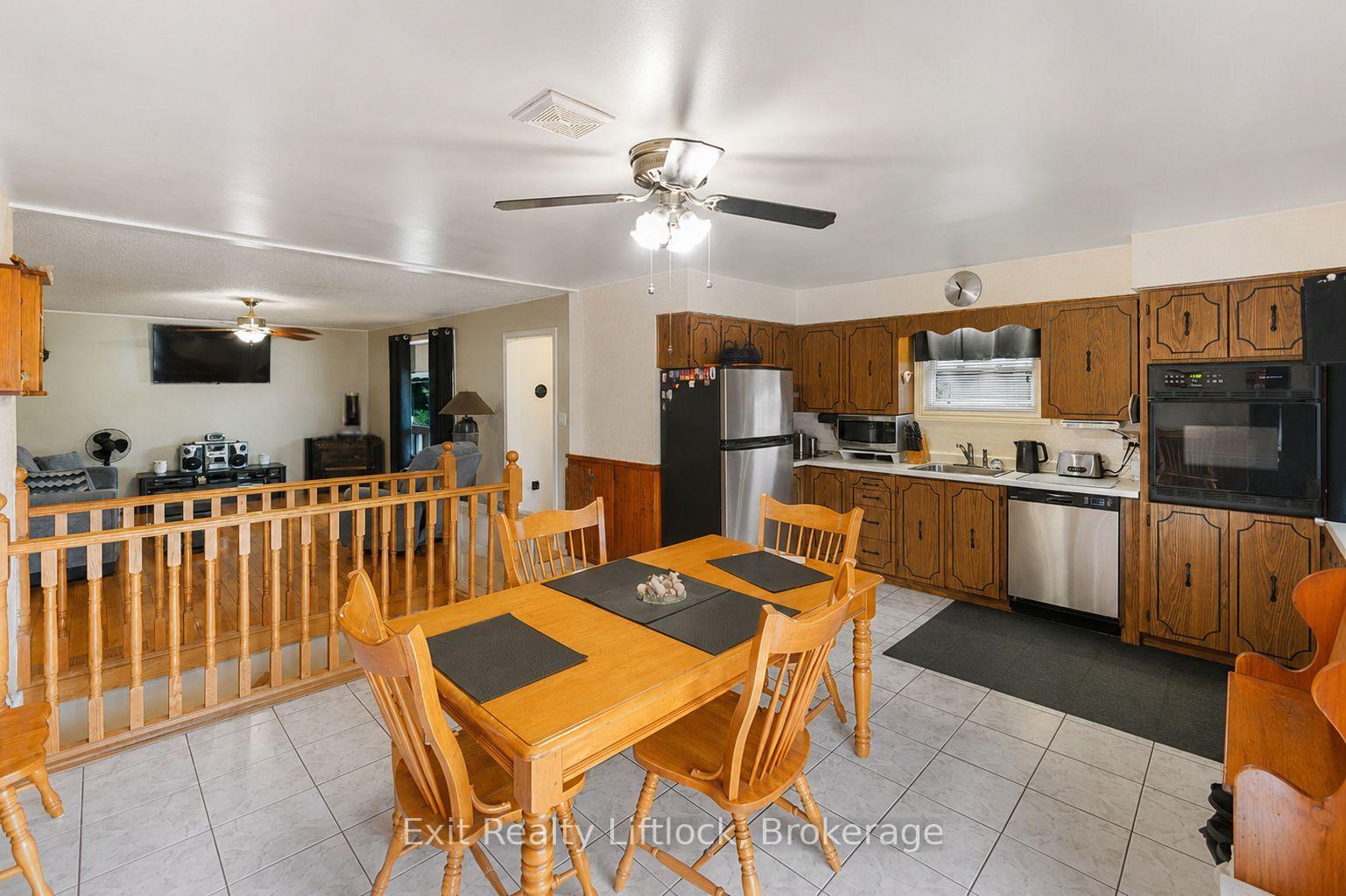Photo 7 of 2 Edgewood Crescent, Douro-Dummer — HOMEH