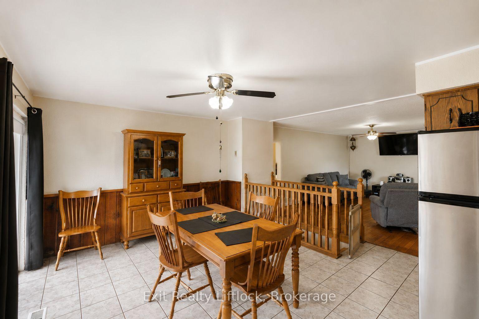Photo 8 of 2 Edgewood Crescent, Douro-Dummer — HOMEH