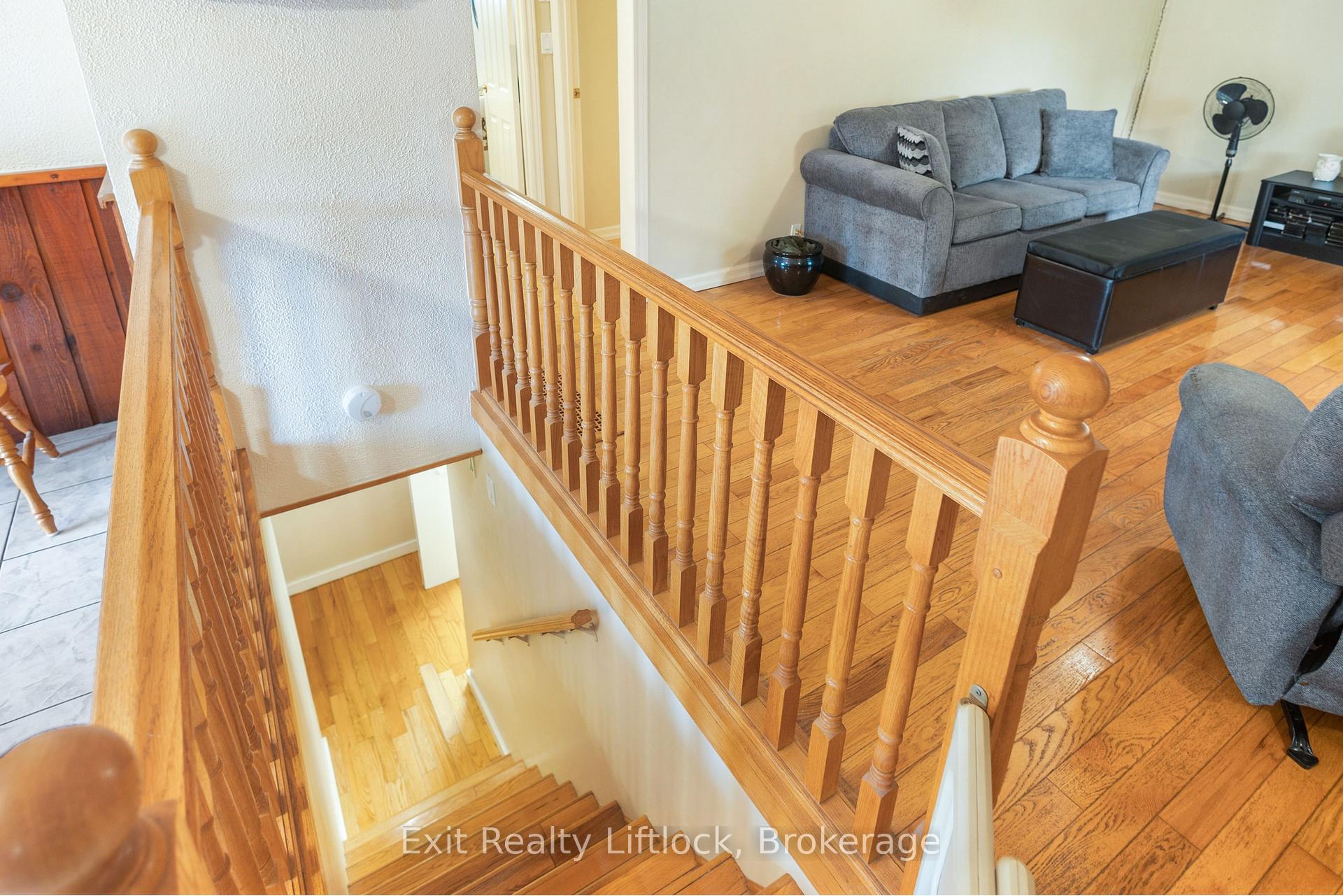Photo 16 of 2 Edgewood Crescent, Douro-Dummer — HOMEH