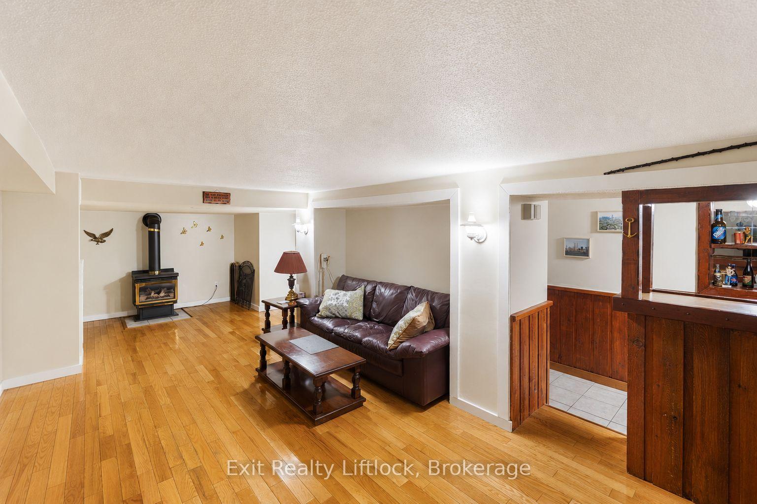 Photo 19 of 2 Edgewood Crescent, Douro-Dummer — HOMEH