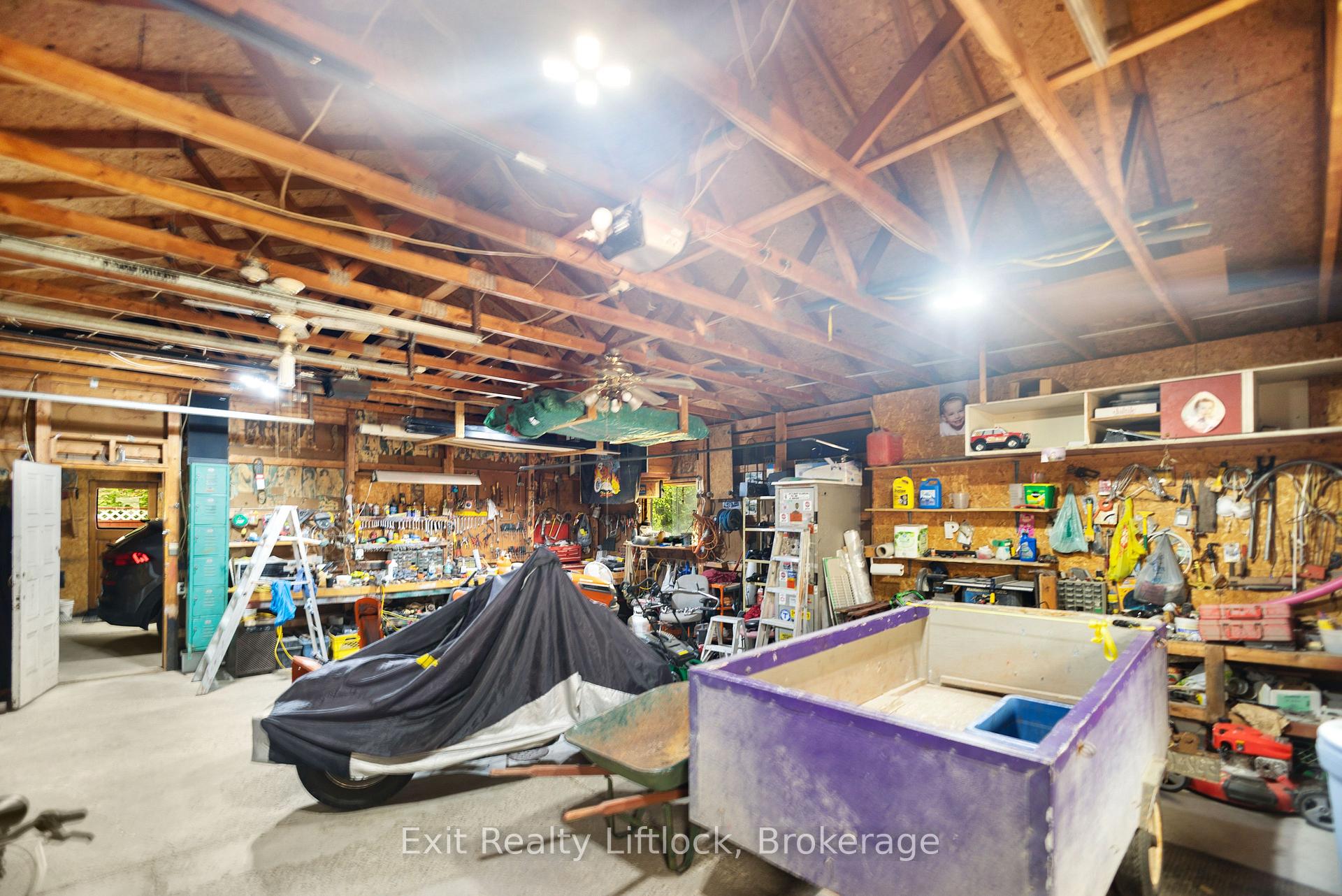 Photo 34 of 2 Edgewood Crescent, Douro-Dummer — HOMEH