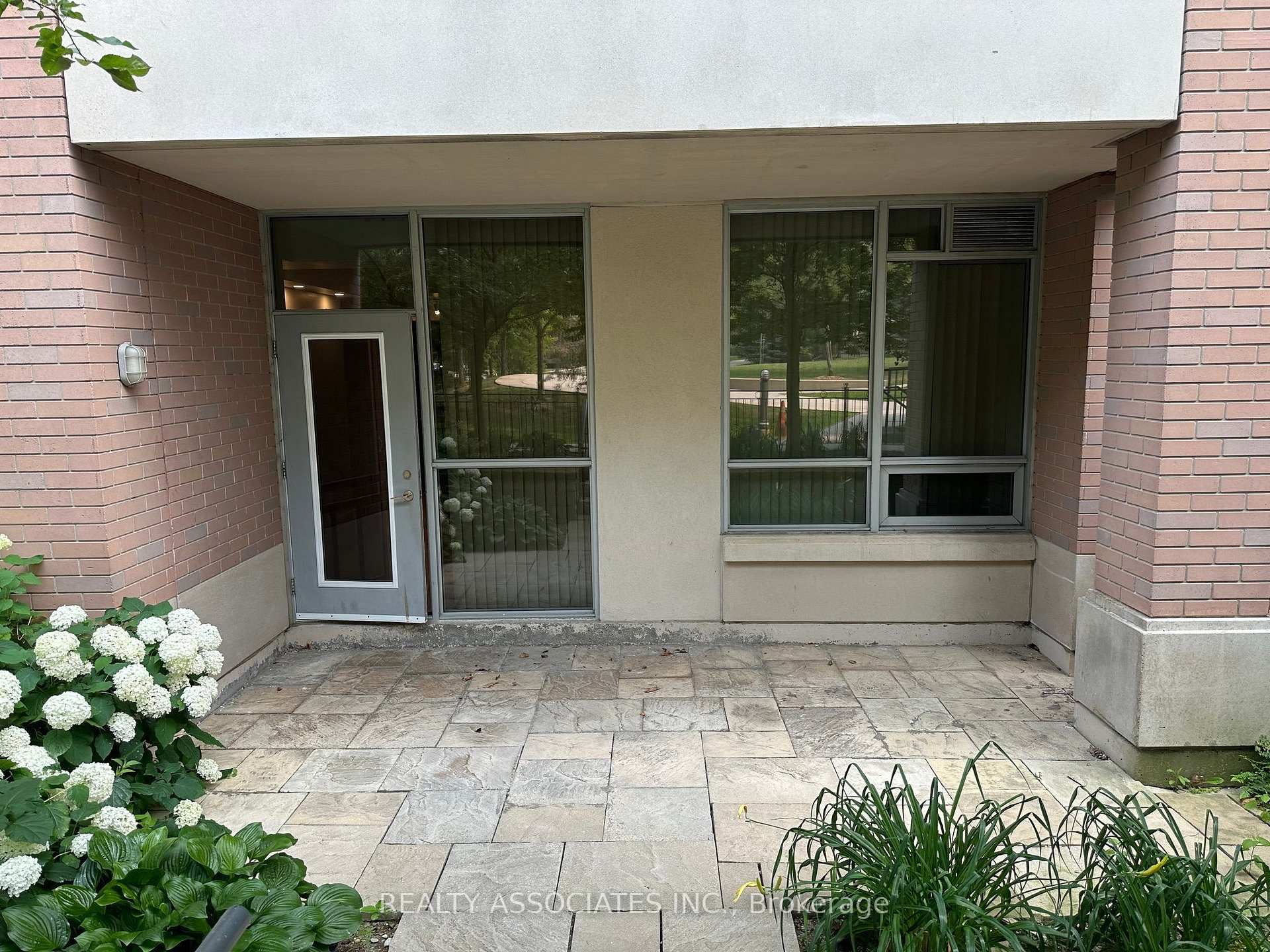 Photo 2 of Unit 181, 23 Cox Boulevard, Markham, Unionville — HOMEH
