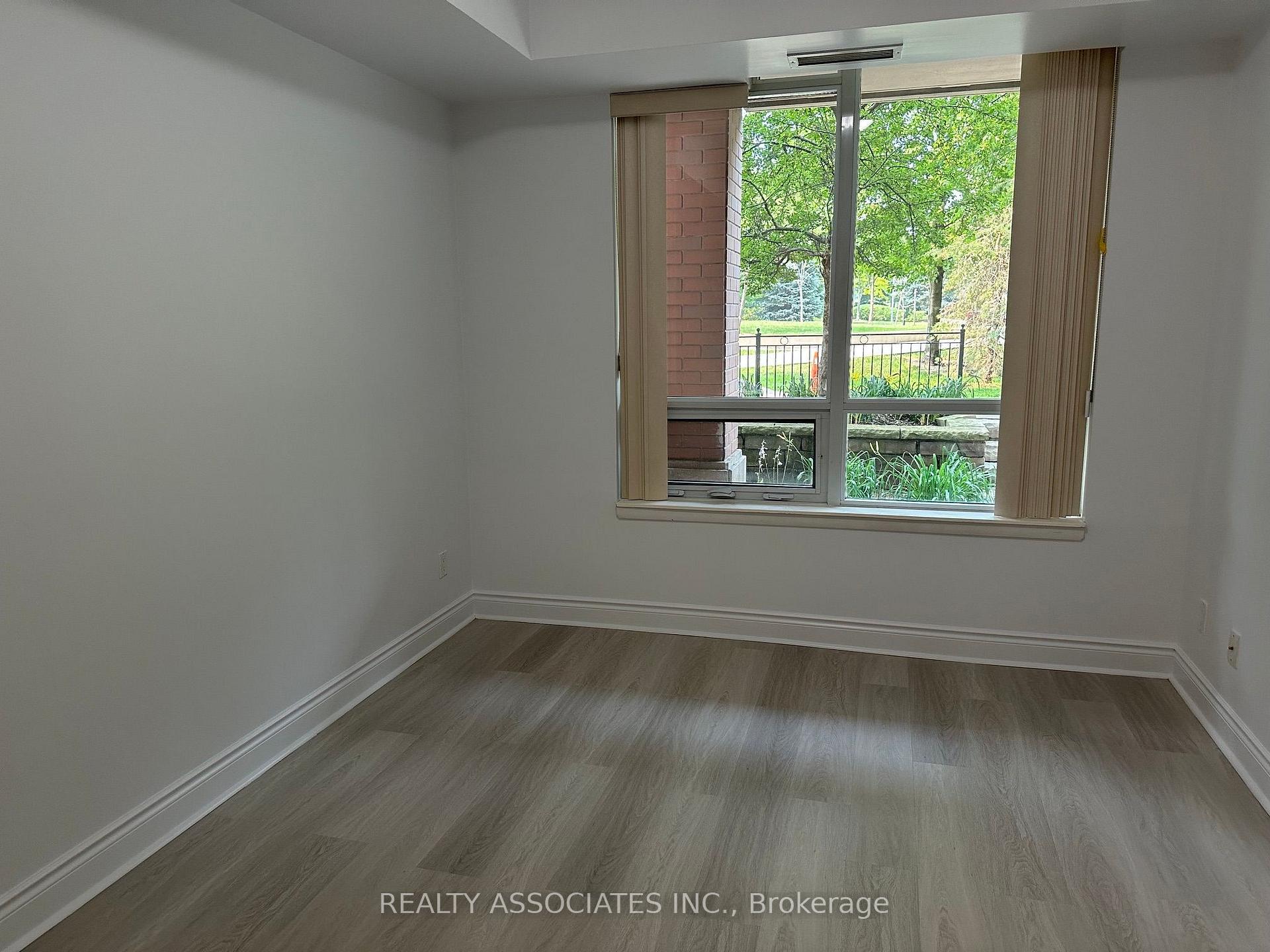 Photo 5 of Unit 181, 23 Cox Boulevard, Markham, Unionville — HOMEH