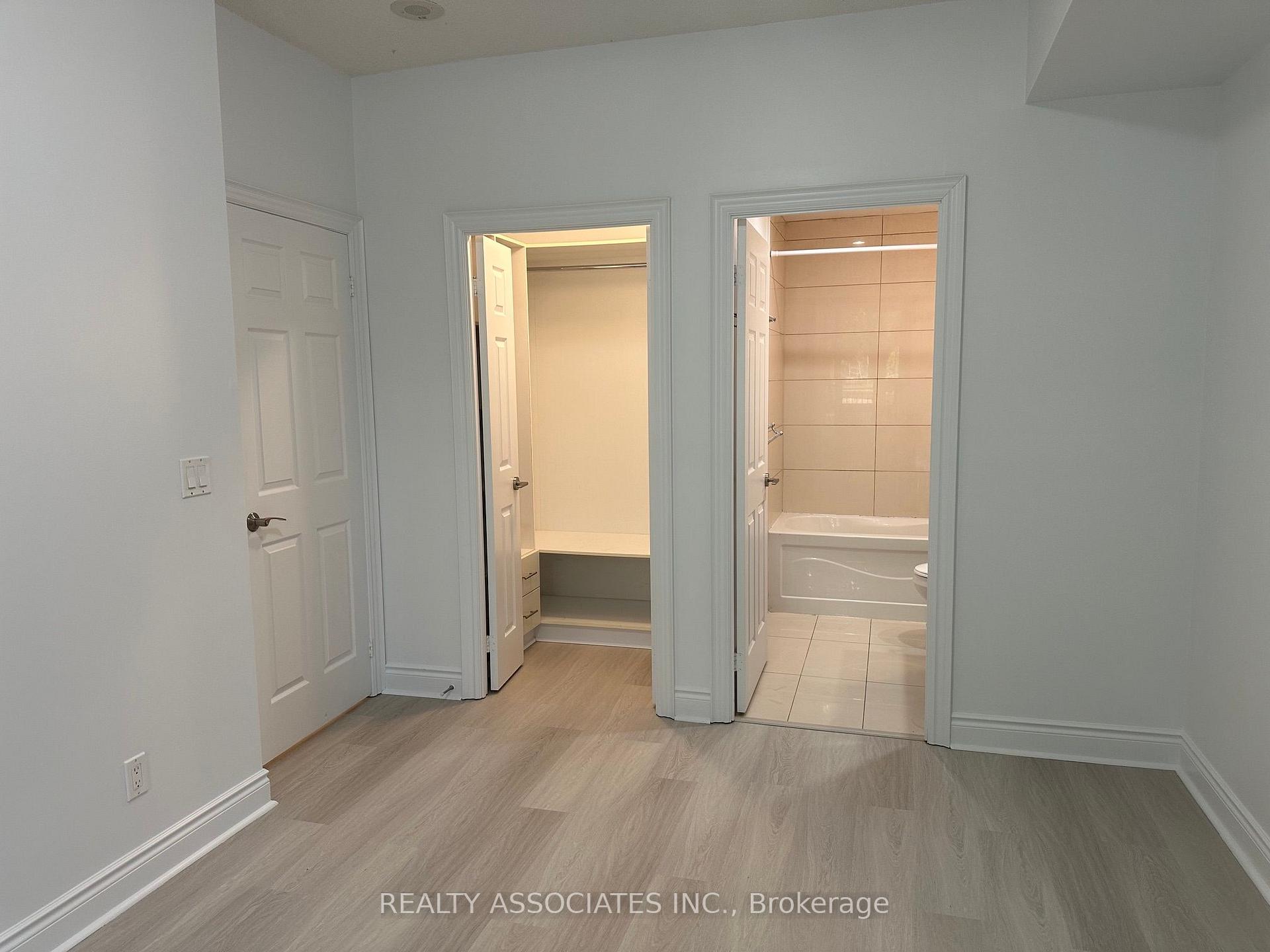 Photo 11 of Unit 181, 23 Cox Boulevard, Markham, Unionville — HOMEH