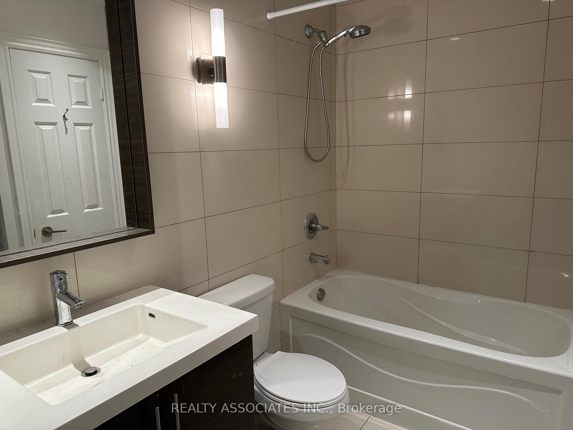 Photo 13 of Unit 181, 23 Cox Boulevard, Markham, Unionville — HOMEH