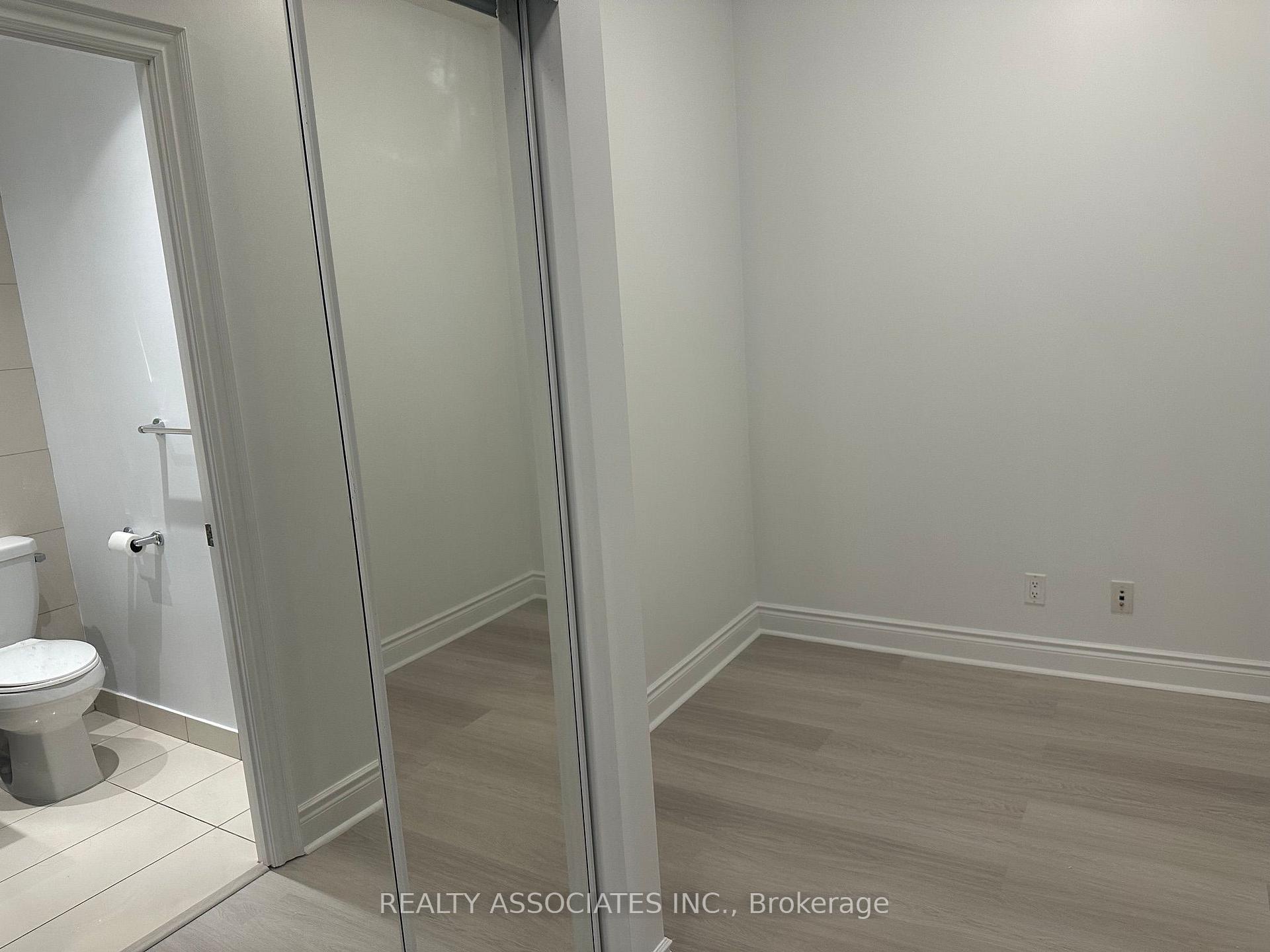 Photo 15 of Unit 181, 23 Cox Boulevard, Markham, Unionville — HOMEH