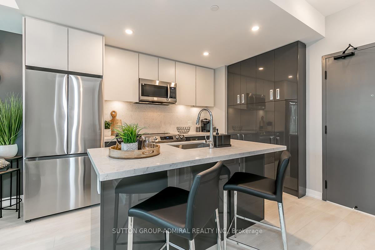 Photo 4 of Unit 326, 415 Sea Ray Avenue, Innisfil, Rural Innisfil — HOMEH