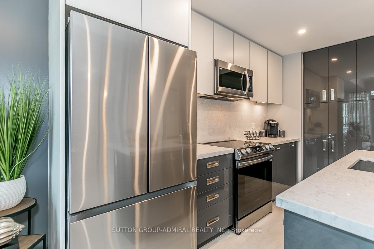 Photo 6 of Unit 326, 415 Sea Ray Avenue, Innisfil, Rural Innisfil — HOMEH