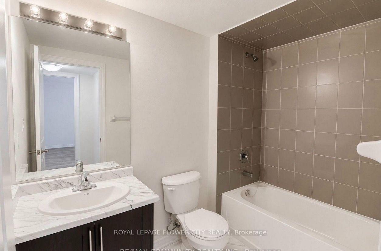 Photo 3 of Unit 1, 44 Bannister Road, Barrie, Rural Barrie Southeast — HOMEH
