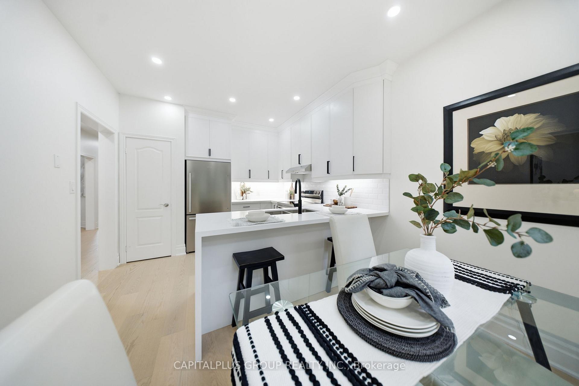 Photo 15 of 54 Tom Edwards Drive, Whitby, Rolling Acres — HOMEH