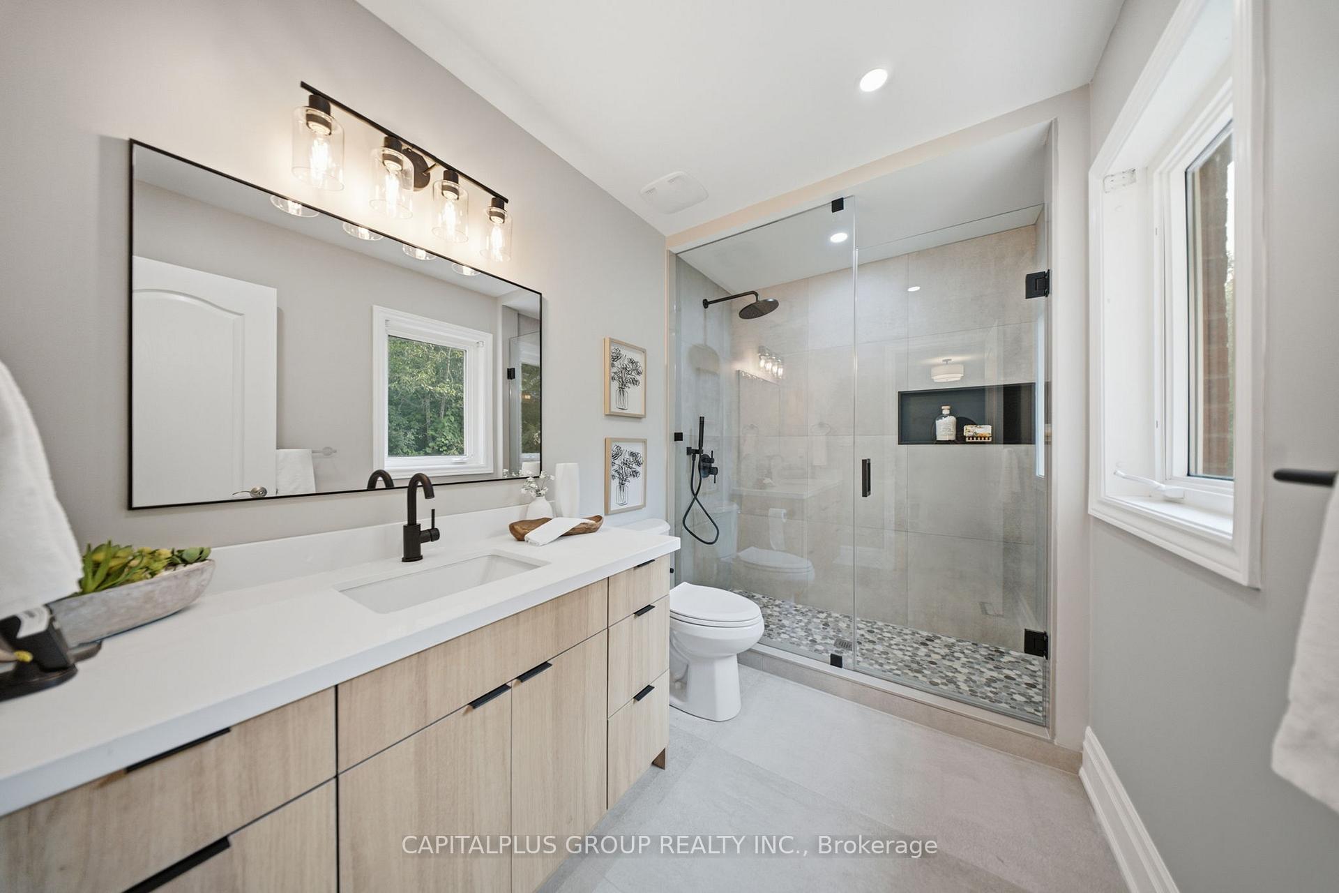 Photo 30 of 54 Tom Edwards Drive, Whitby, Rolling Acres — HOMEH