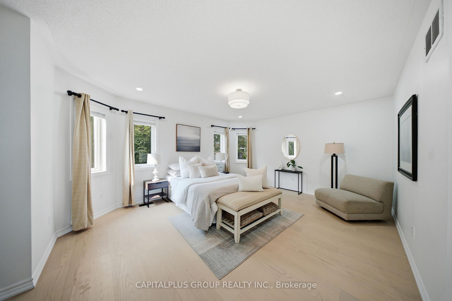 Photo 32 of 54 Tom Edwards Drive, Whitby, Rolling Acres — HOMEH