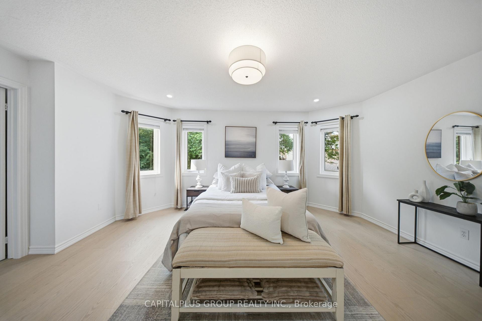 Photo 39 of 54 Tom Edwards Drive, Whitby, Rolling Acres — HOMEH