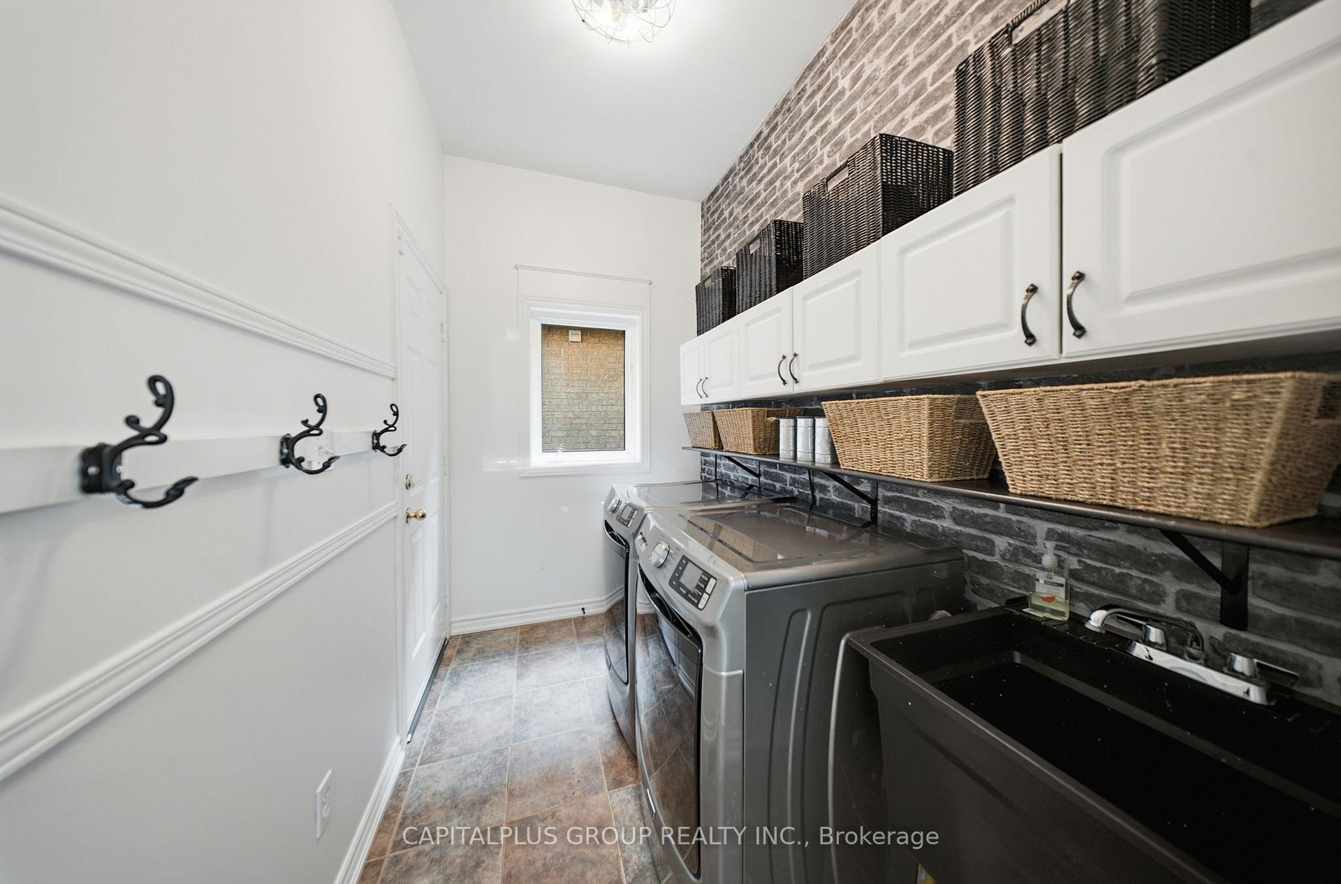 Photo 43 of 54 Tom Edwards Drive, Whitby, Rolling Acres — HOMEH
