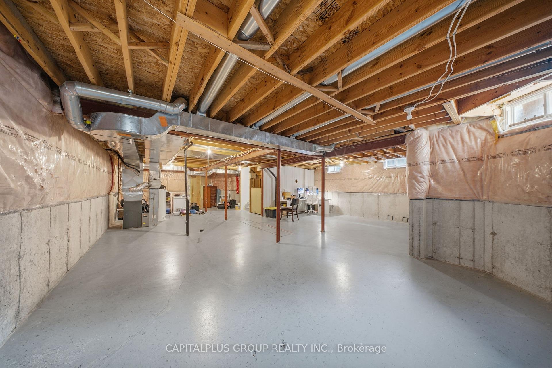 Photo 44 of 54 Tom Edwards Drive, Whitby, Rolling Acres — HOMEH