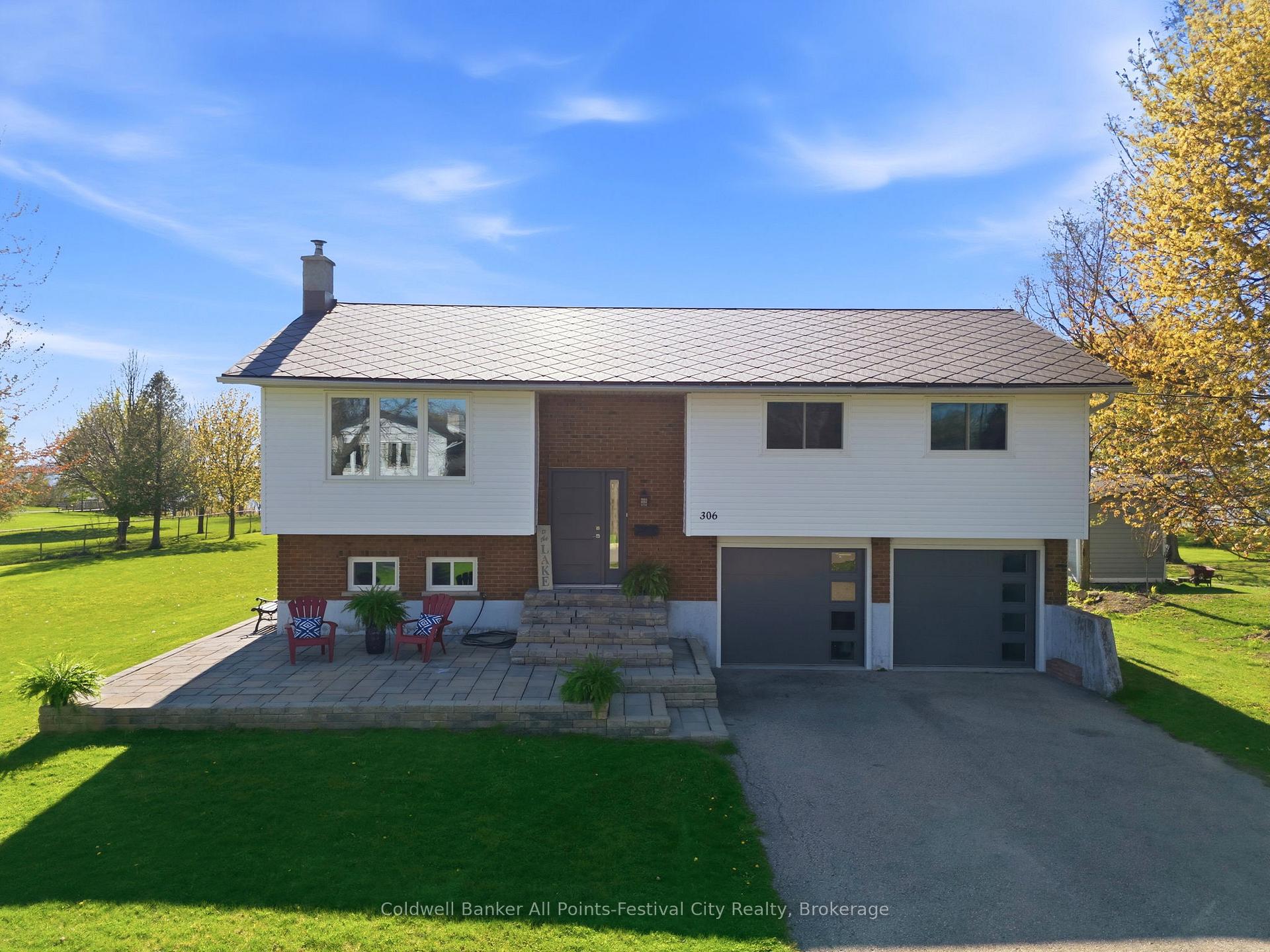 Photo 5 of 306 Lakeside Drive, Goderich, Goderich (Town) — HOMEH