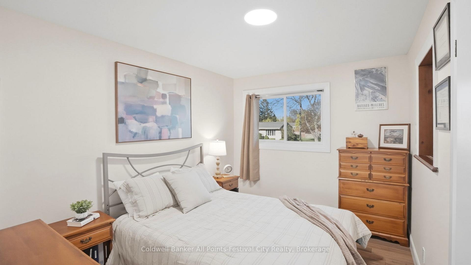 Photo 17 of 306 Lakeside Drive, Goderich, Goderich (Town) — HOMEH