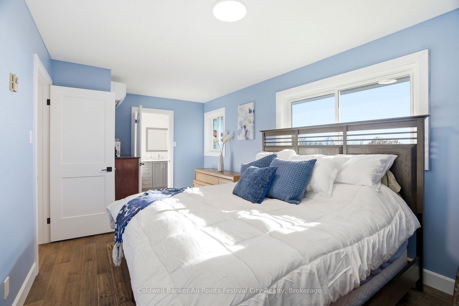 Photo 23 of 306 Lakeside Drive, Goderich, Goderich (Town) — HOMEH