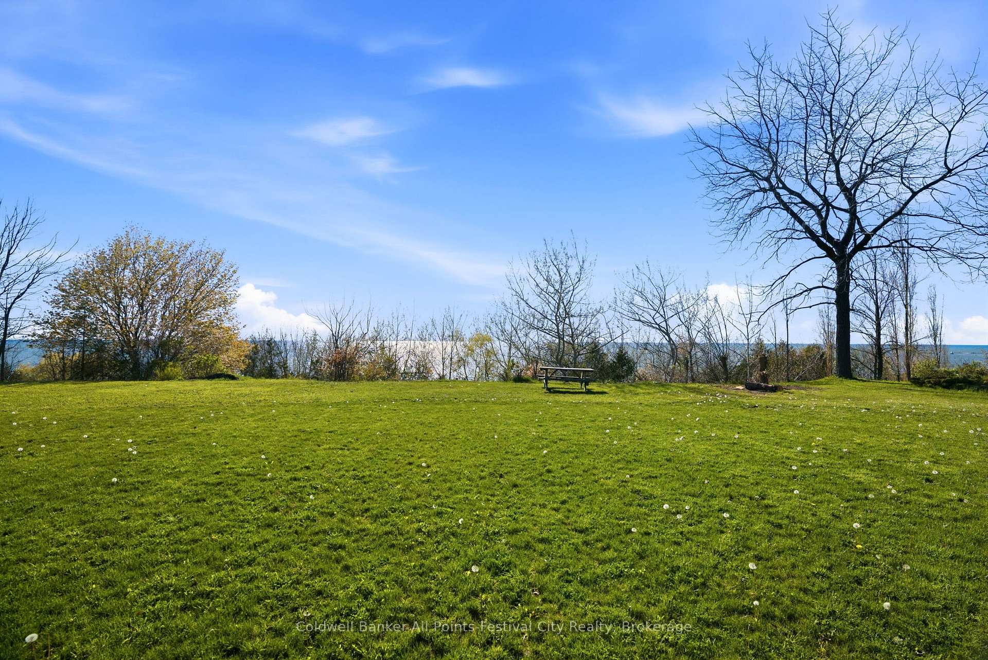 Photo 34 of 306 Lakeside Drive, Goderich, Goderich (Town) — HOMEH