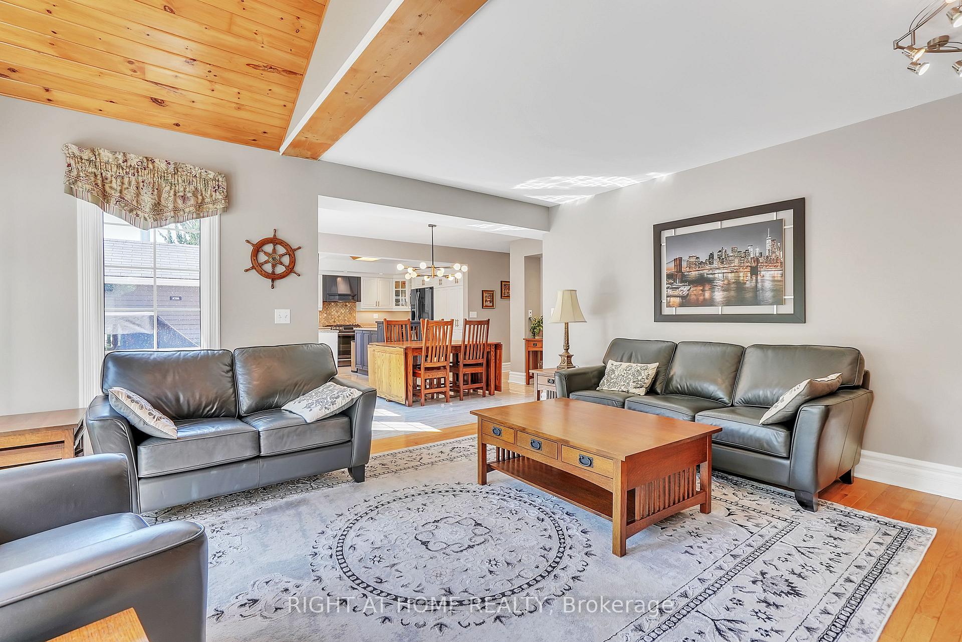 Photo 13 of 11 Trainor Court, King, Rural King — HOMEH