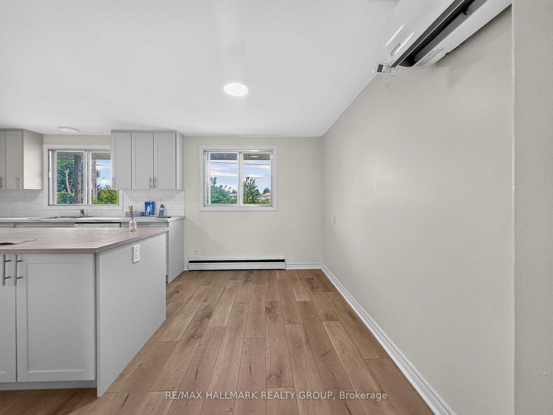 Photo 13 of 295 Amiens Street, Ottawa, Bilberry Creek/Queenswood Heights — HOMEH