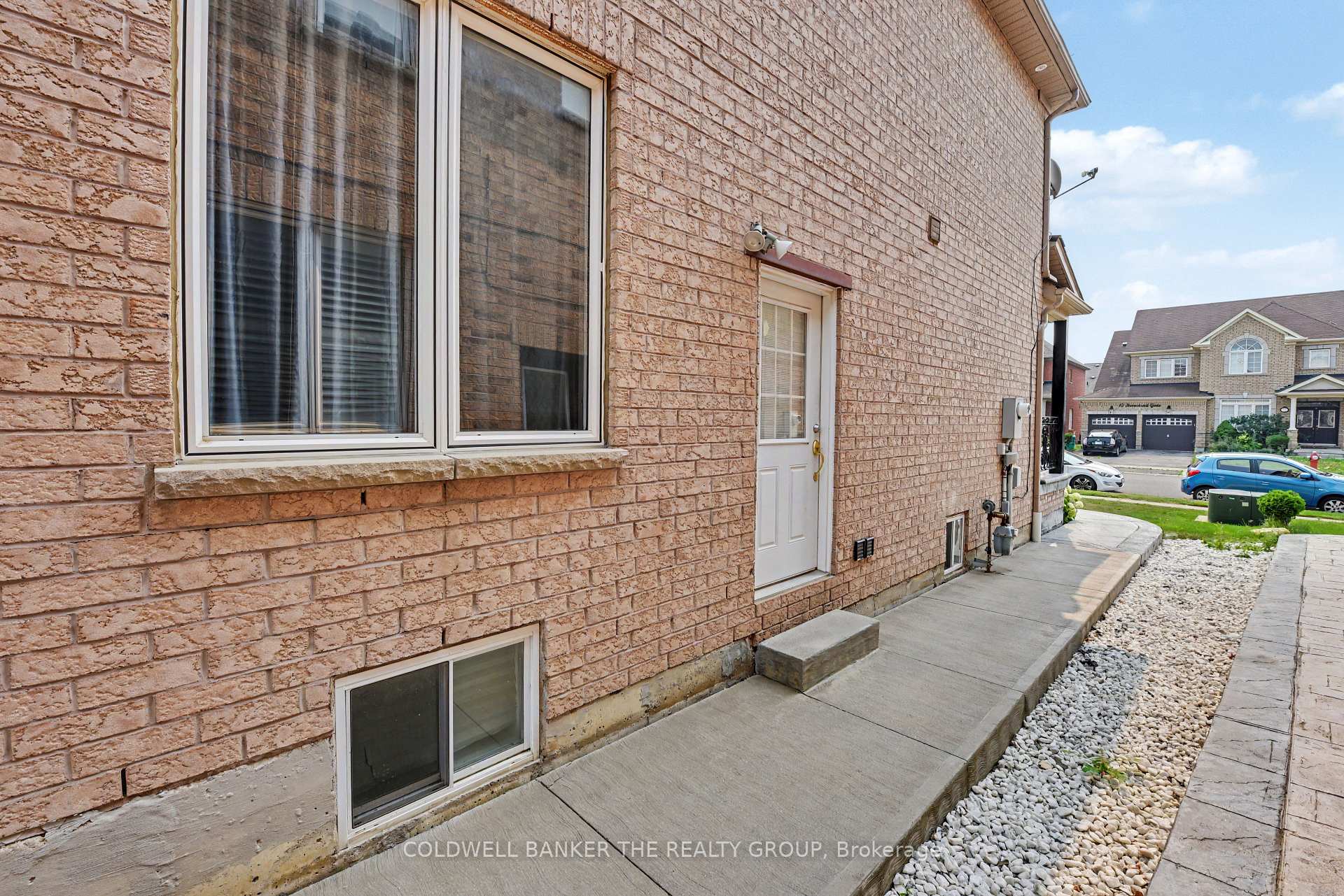 Photo 44 of 14 Bramtrail Gate, Brampton, Northwest Sandalwood Parkway — HOMEH